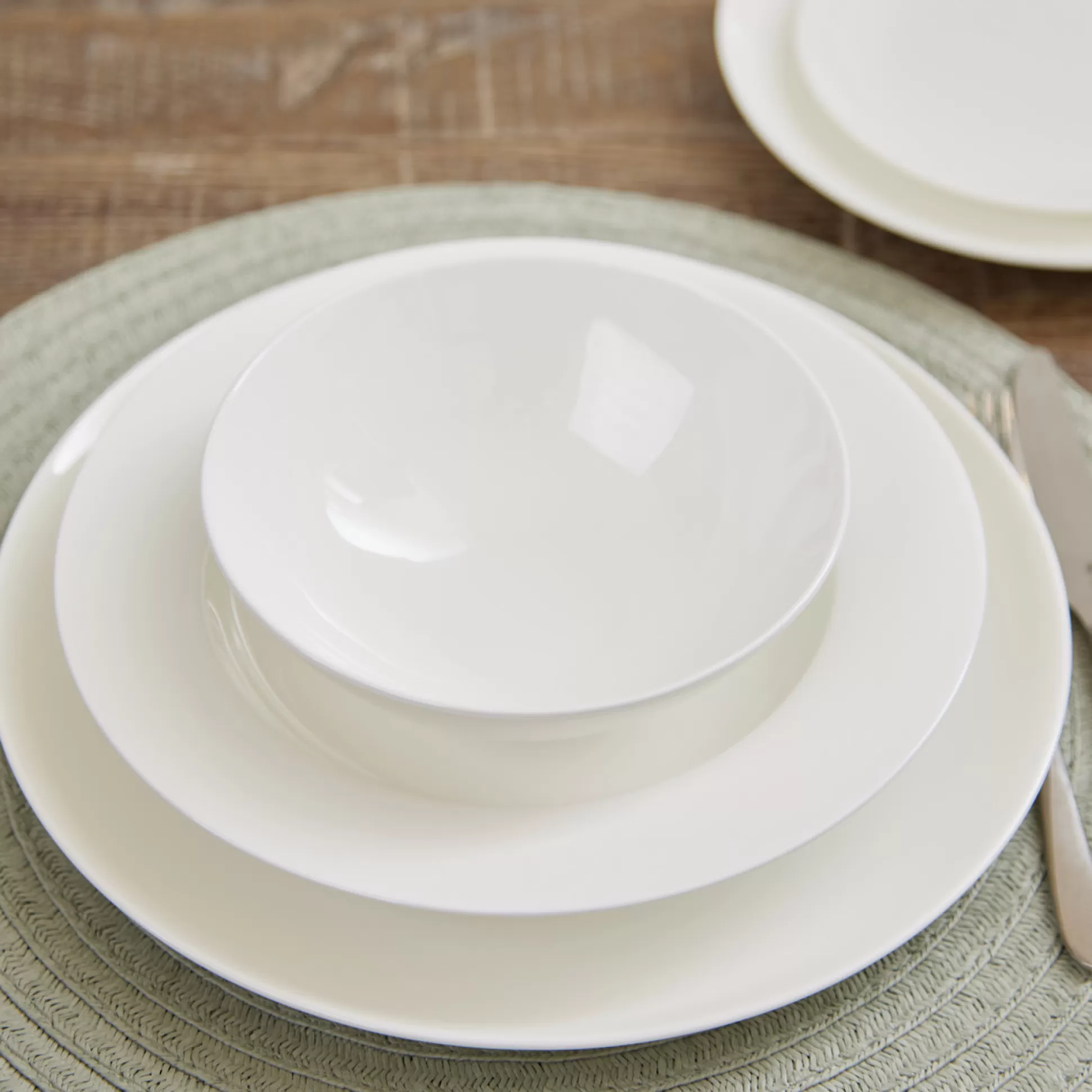 - Dinnerware Sets>Meadows and Byrne Amosa Collection