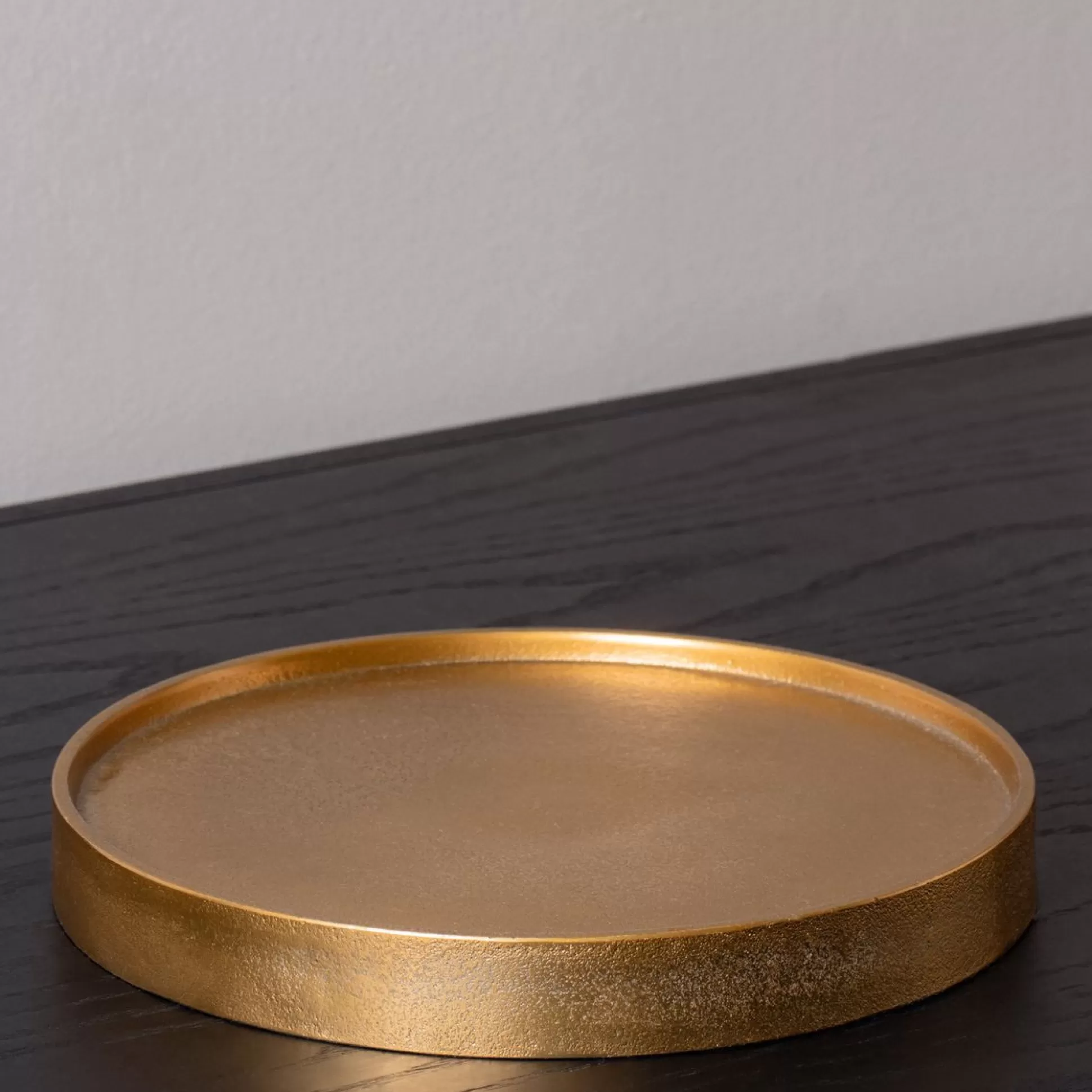 Candle Holders>Meadows and Byrne Apollo Round Pillar Holder Gold