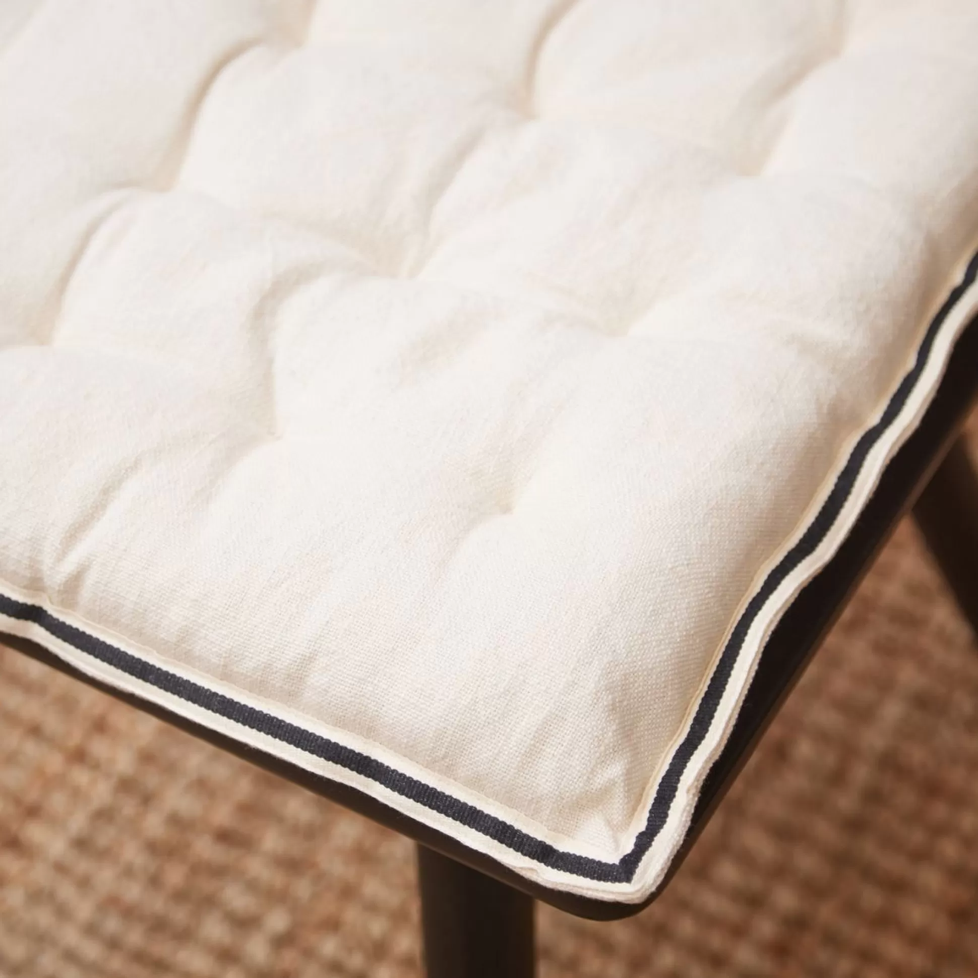 Bench Pads & Seat Pads>Meadows and Byrne Beige Bordered Cotton Seat Pad