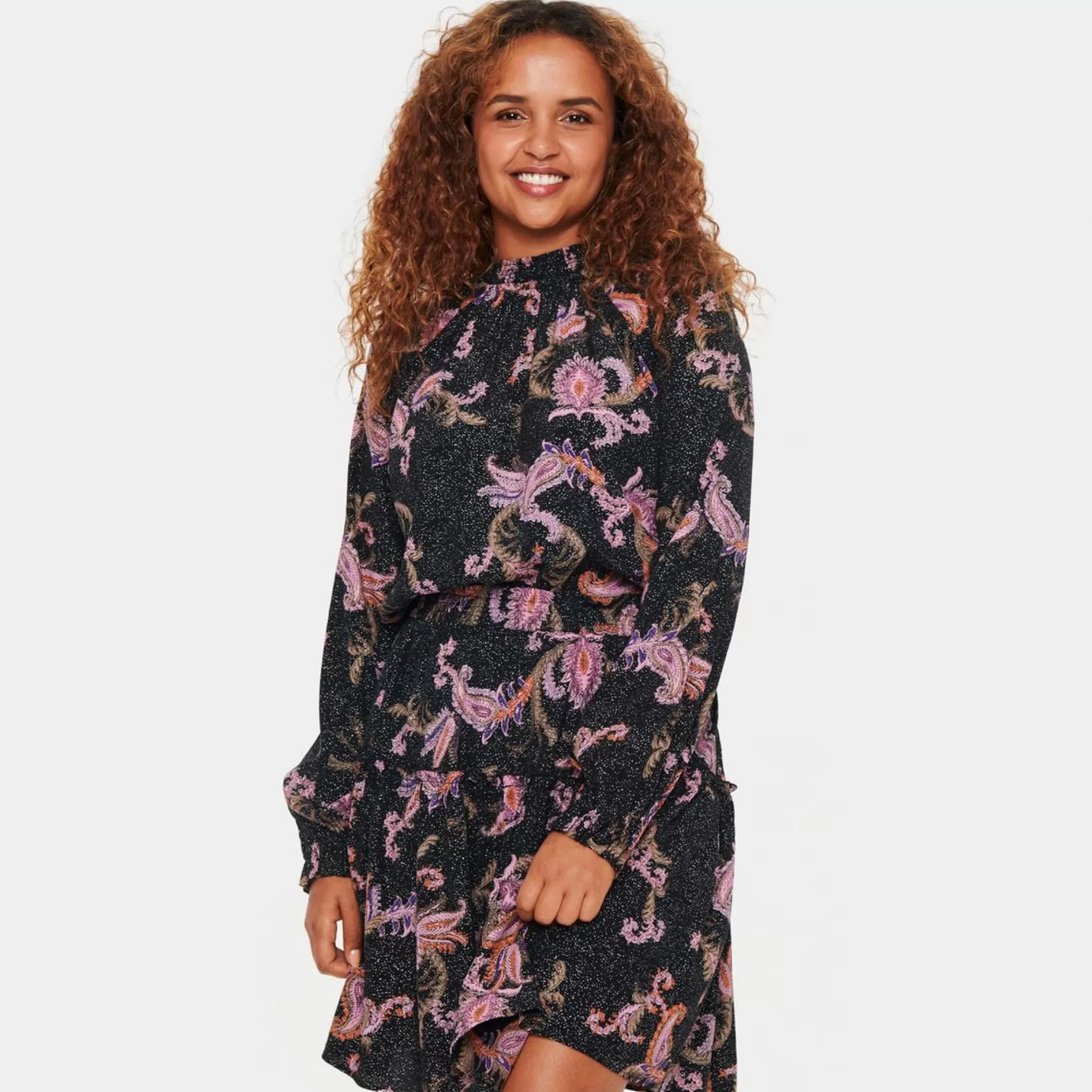 Tops & T-Shirts>Meadows and Byrne Benina Paisly Print Top Black