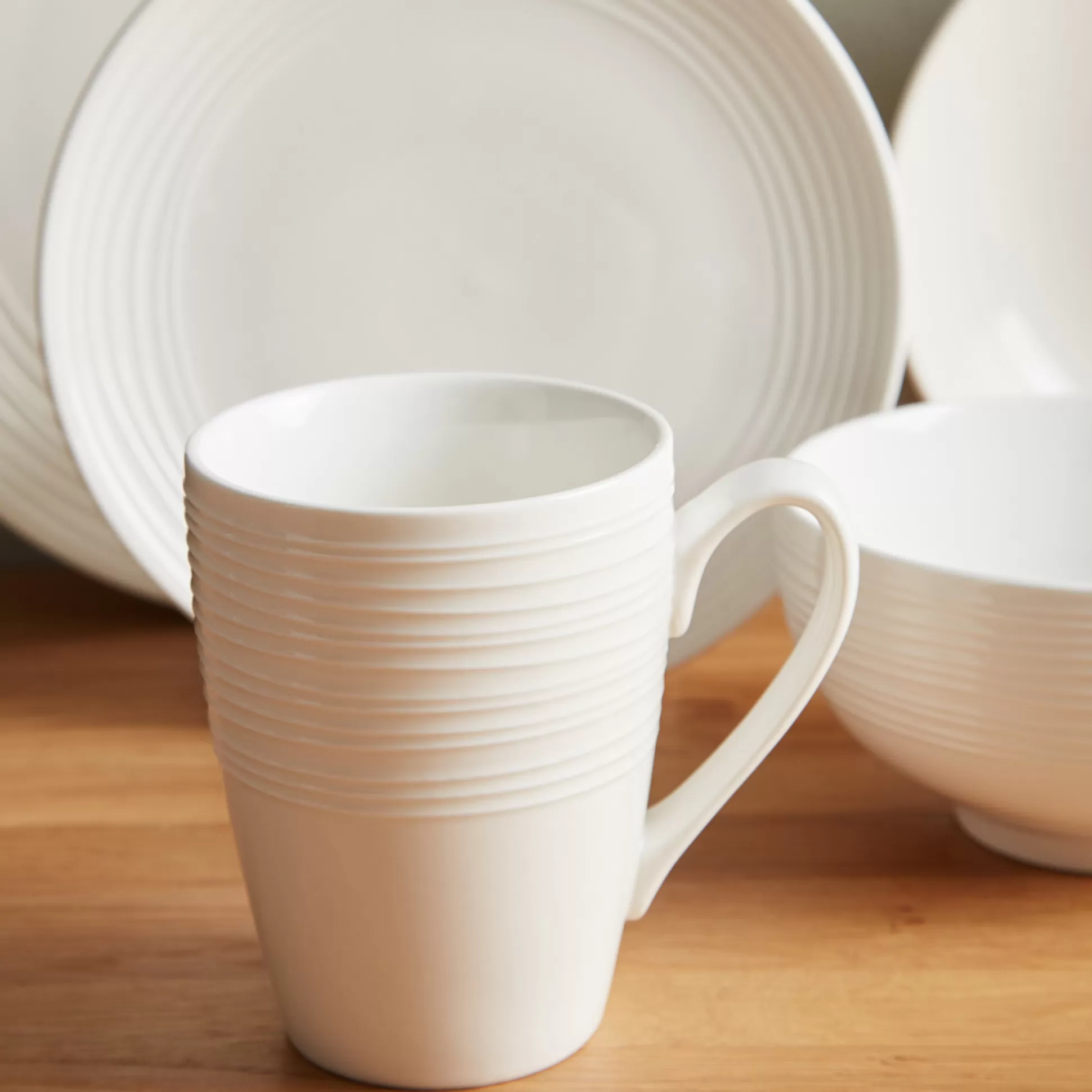 - Dinnerware Sets>Meadows and Byrne Binchy Dinner Set