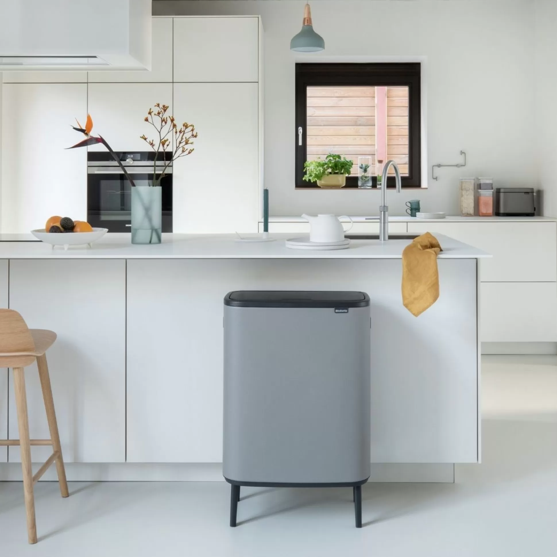 Kitchen Utensils & Accessories>Meadows and Byrne Bo Touch Bin Hi - Mineral Concrete Grey