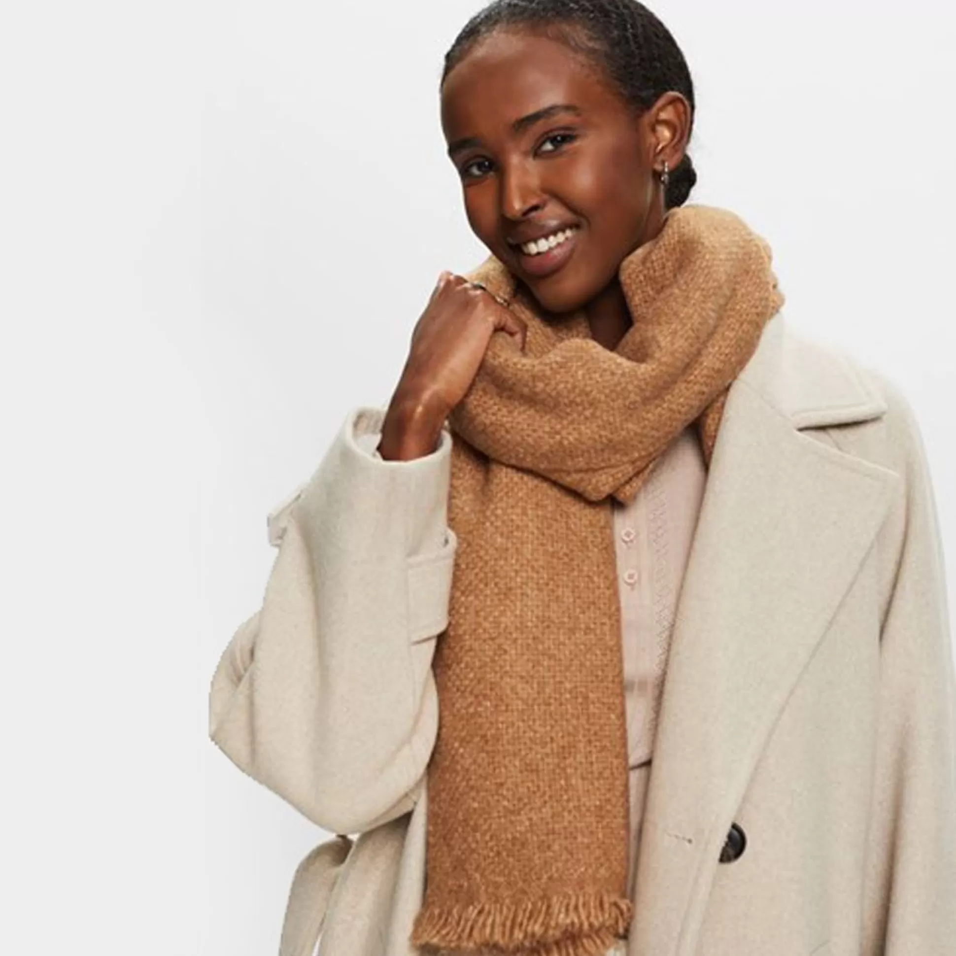 Hats, Scarves, Gloves>Meadows and Byrne Cosy Melange Scarf Caramel
