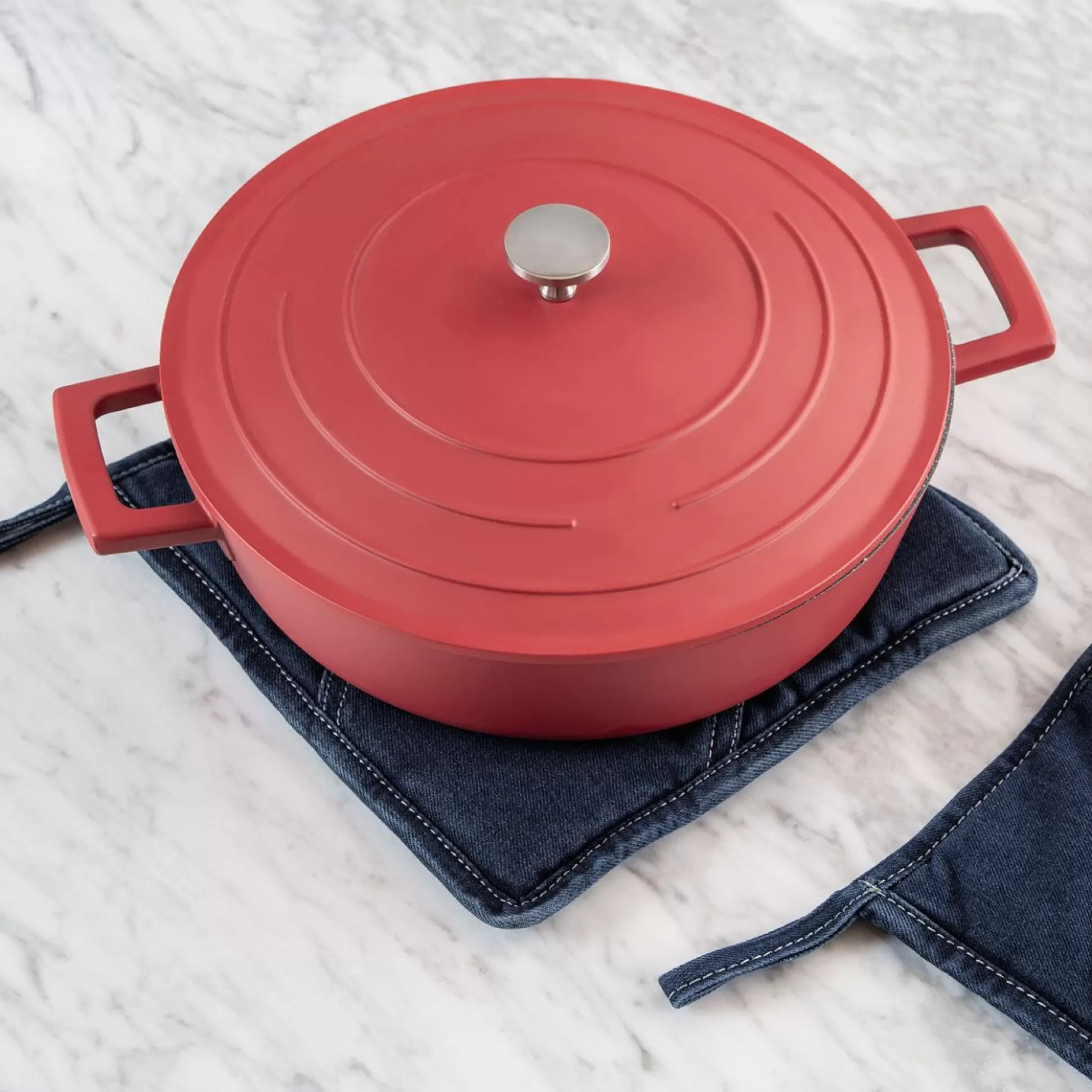 Kitchen Utensils & Accessories>Meadows and Byrne Denim Pot Holder Set Of 2