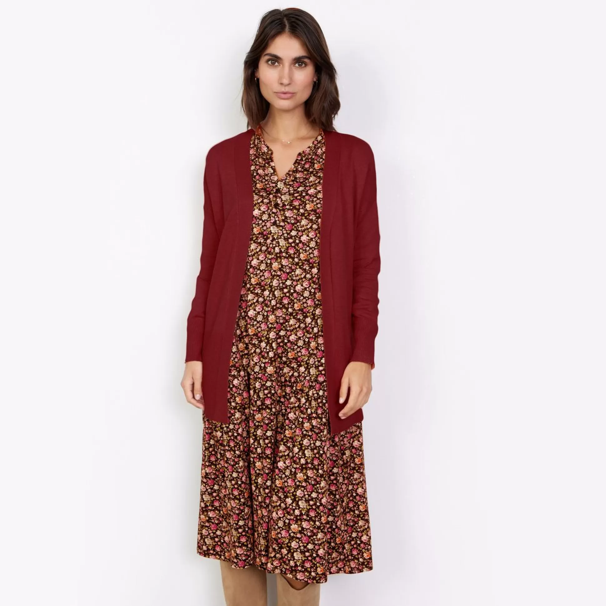 Jumpers & Cardigans>Meadows and Byrne Dollie Edge To Edge Cardigan Red