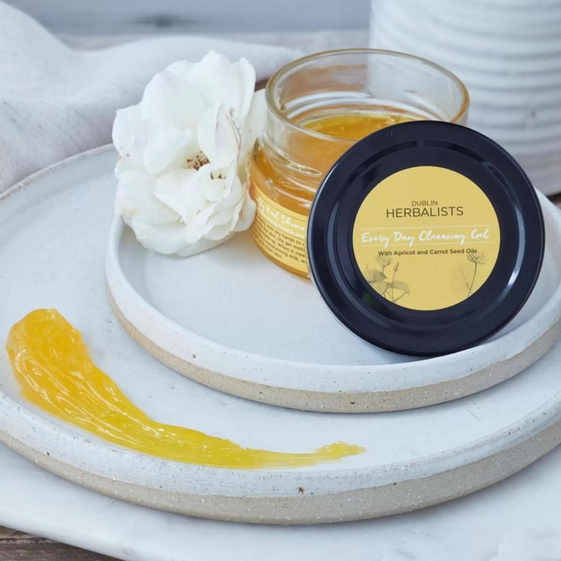 Skincare Essentials>Meadows and Byrne Dublin Herbalists Everyday Cleansing Gel
