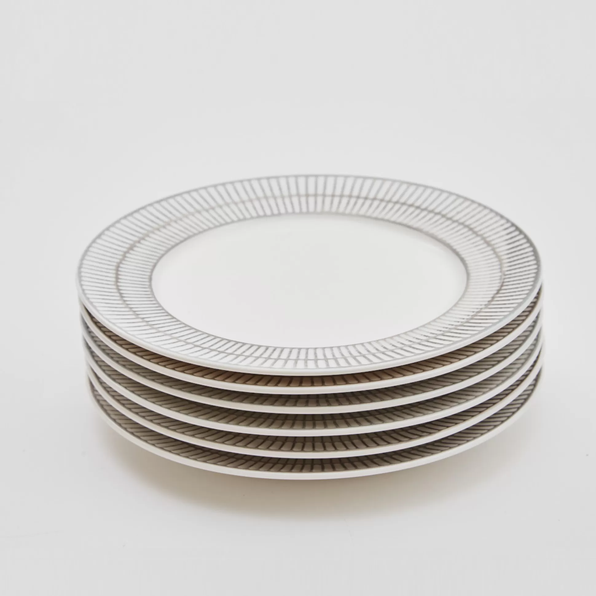 Plates>Meadows and Byrne Emmie 22 Cm Side Plate Set Of 6