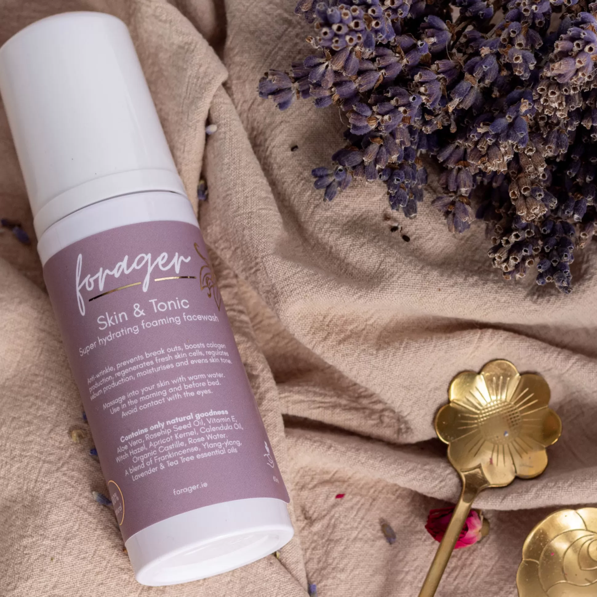 Skincare Essentials>Meadows and Byrne Forager Skin And Tonic Foaming Facewash
