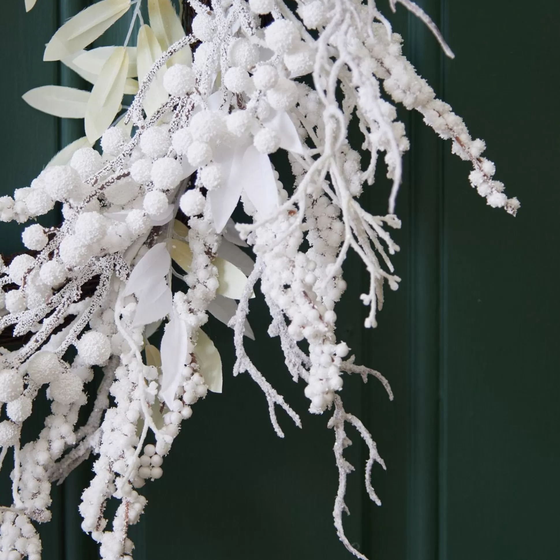 Artificial Flowers & Garlands>Meadows and Byrne Frosted Snowberry Wreath