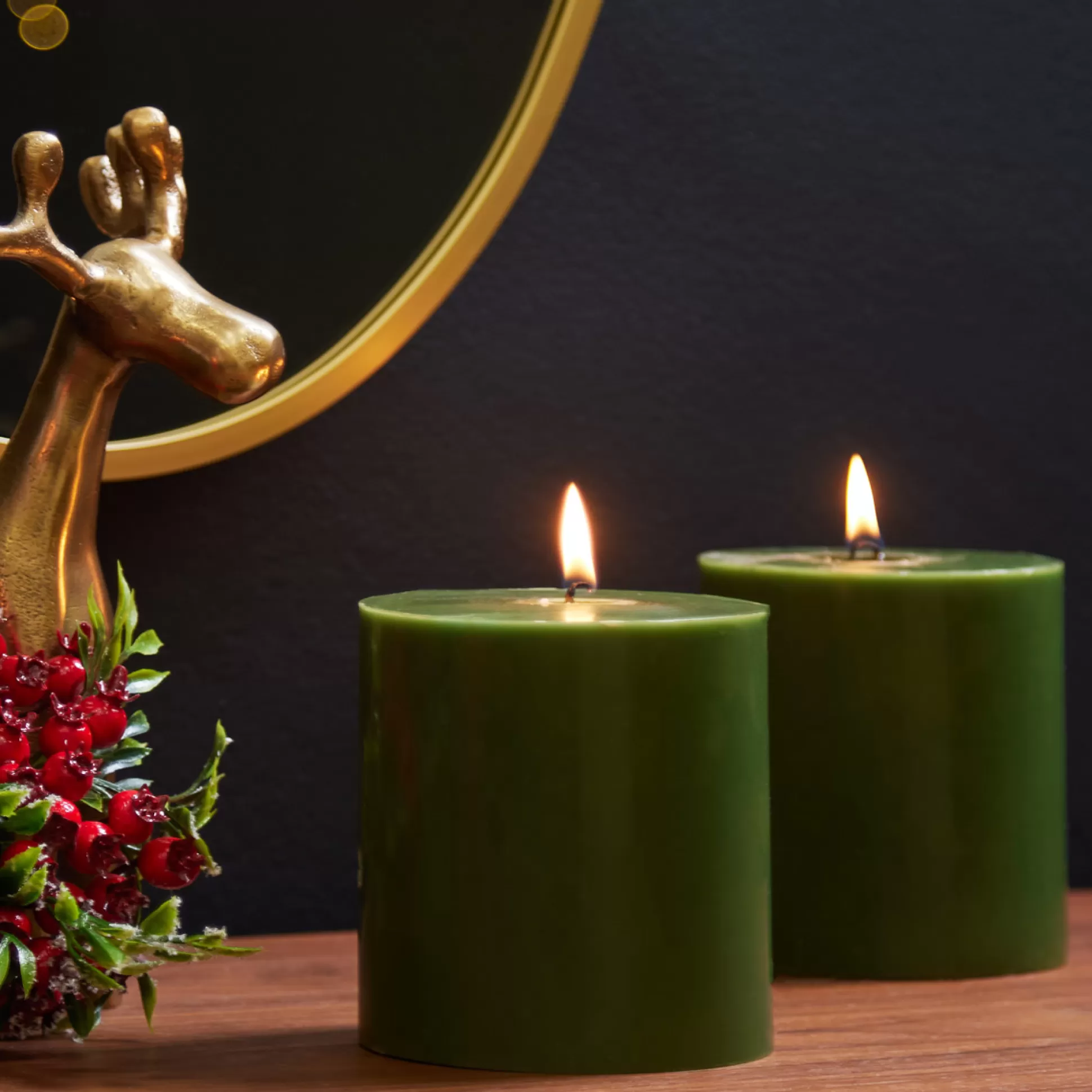 Candles & Diffusers>Meadows and Byrne Green Ivy Candle Medium - Set Of 2