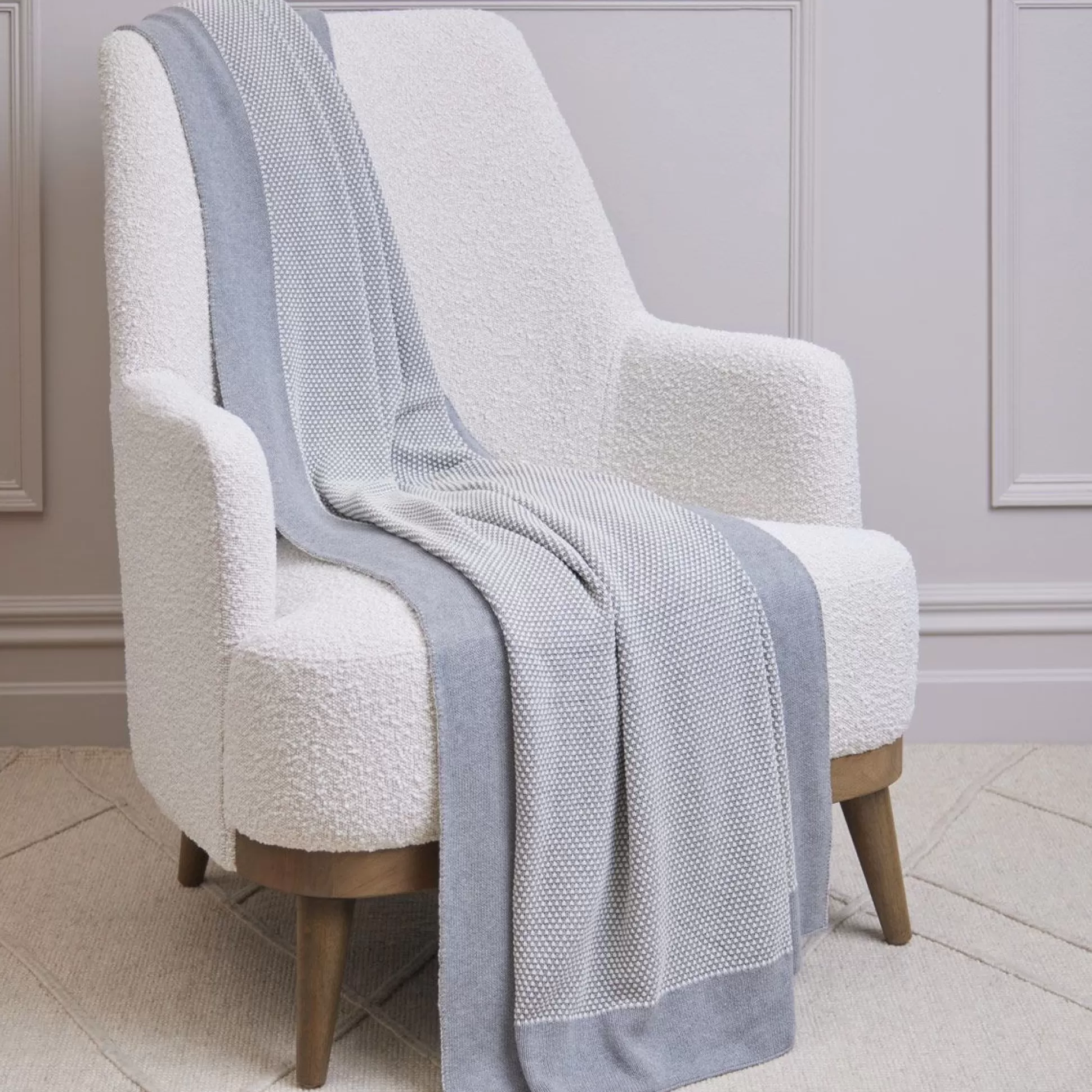 Blankets & Throws>Meadows and Byrne Grey Marl Rattle Throw With Border