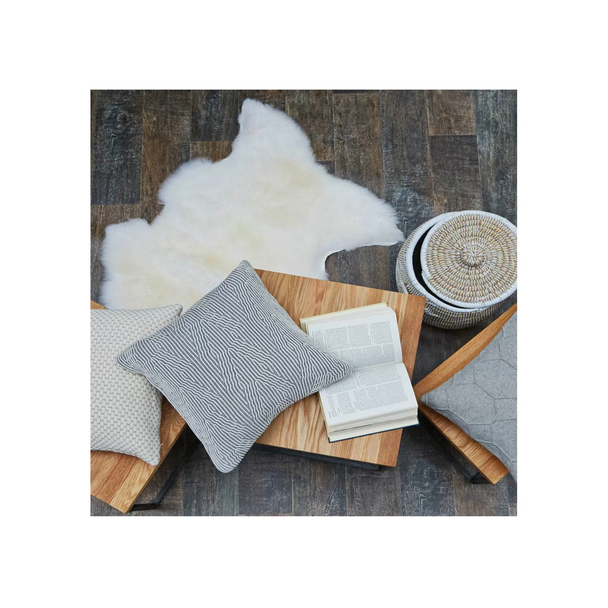 Rugs & Door Mats>Meadows and Byrne Irish Sheepskin Rug - Single