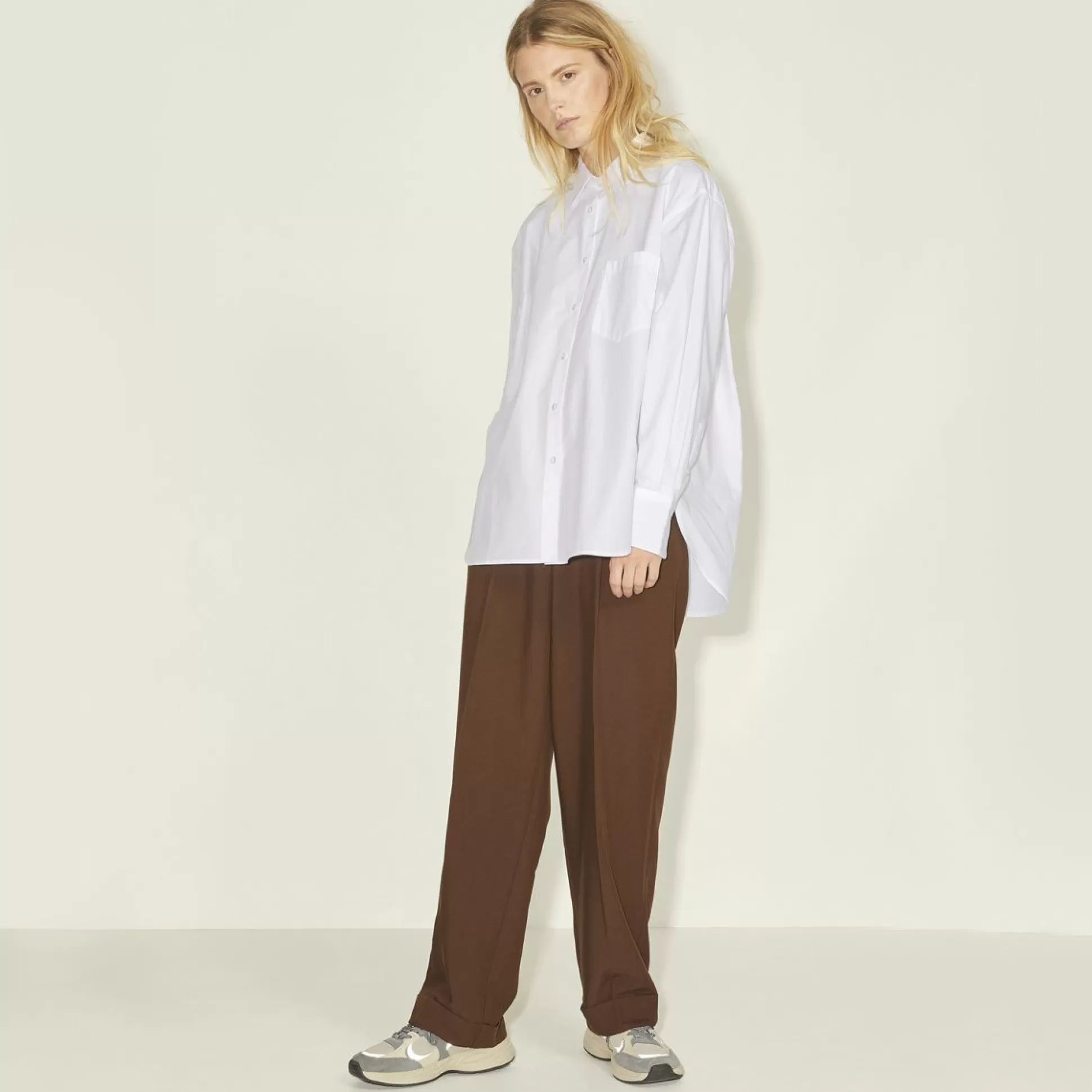 Shirts & Blouses>Meadows and Byrne Jamie Relaxed Cotton Shirt White