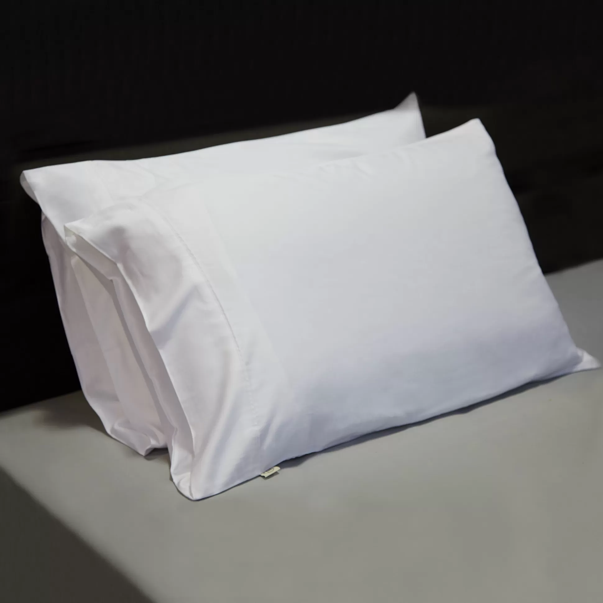 Pillow & Pillowcases>Meadows and Byrne Jo Browne Luxury Bamboo Pillowcase Set/2
