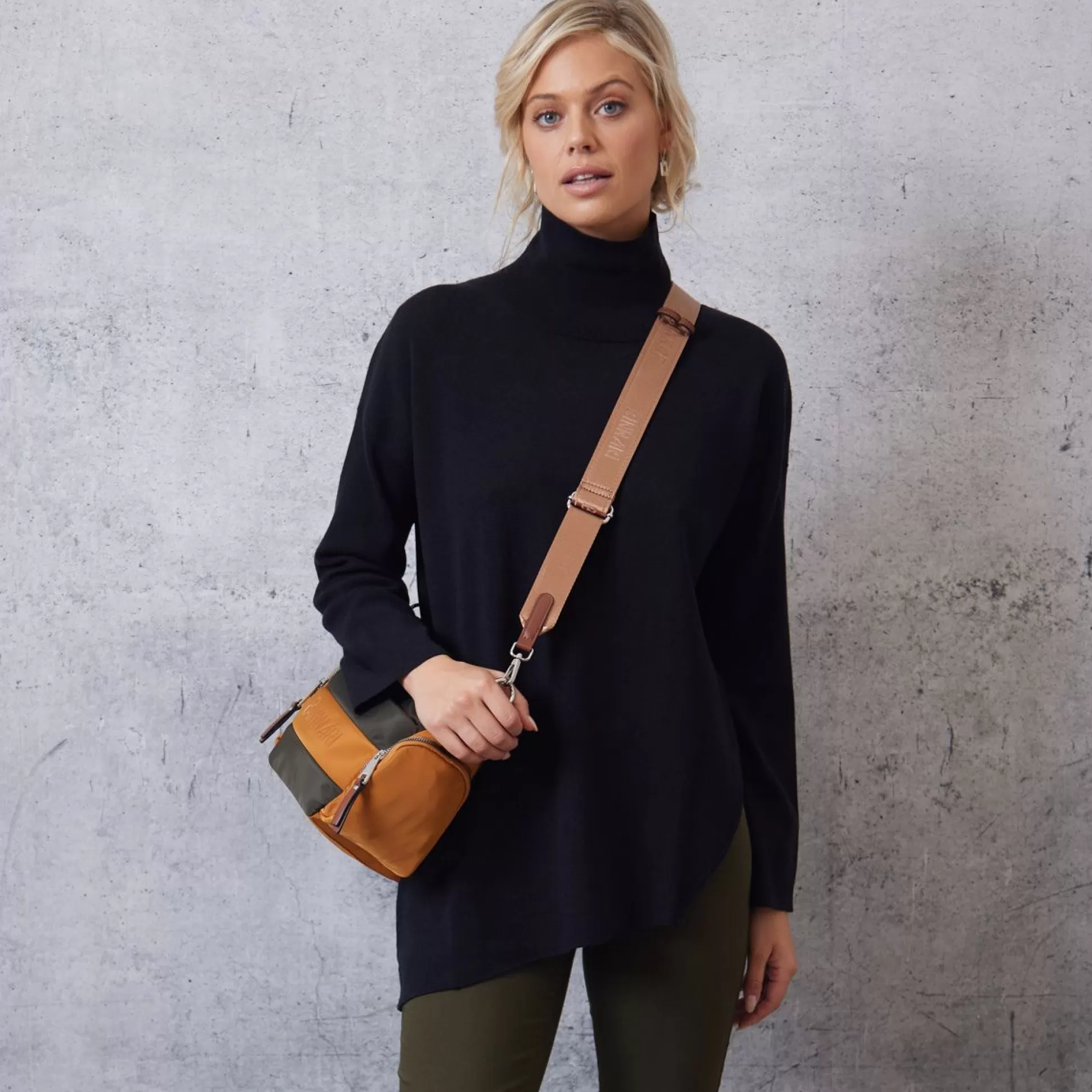 Jumpers & Cardigans>Meadows and Byrne Joanie Polo Neck Jumper - Black