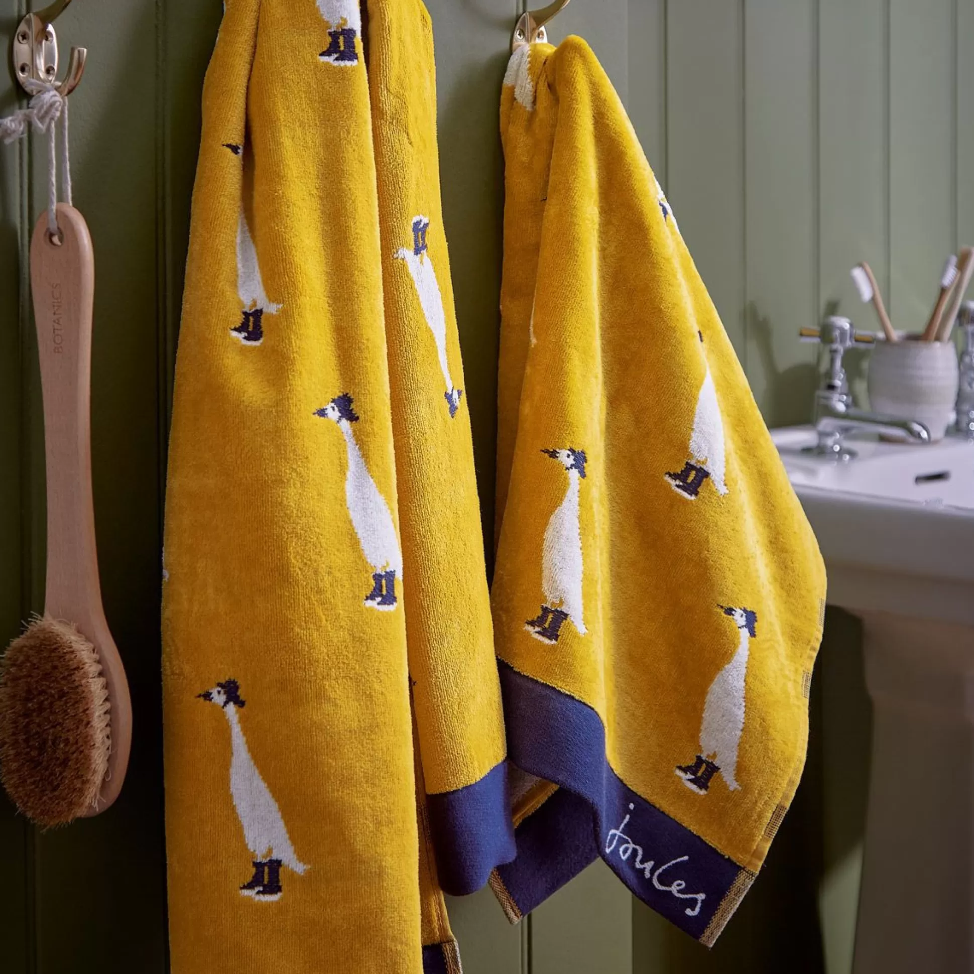 Towels>Meadows and Byrne Joules Delia Duck Antique Gold