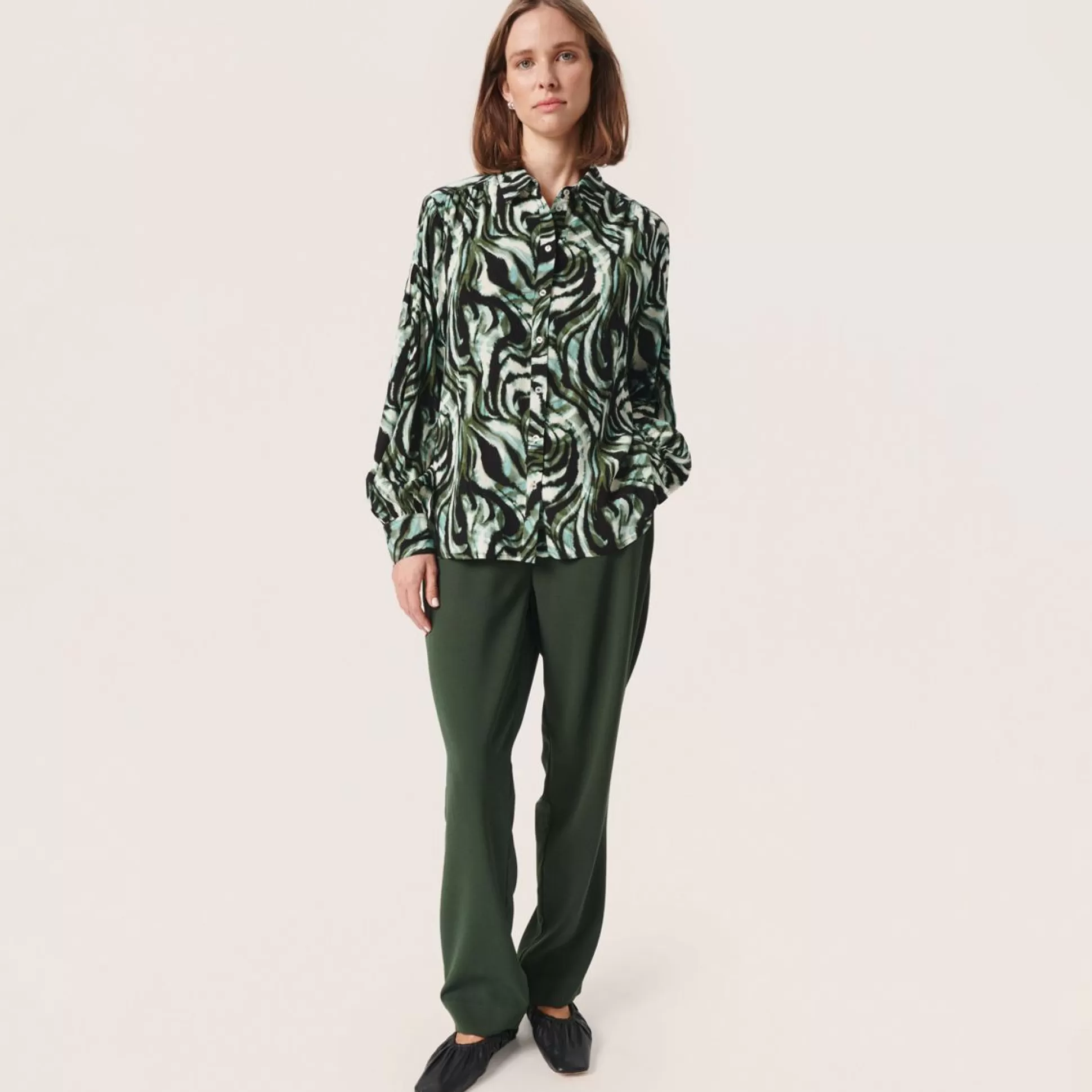 Shirts & Blouses>Meadows and Byrne Kenna Swirl Print Shirt Green Print
