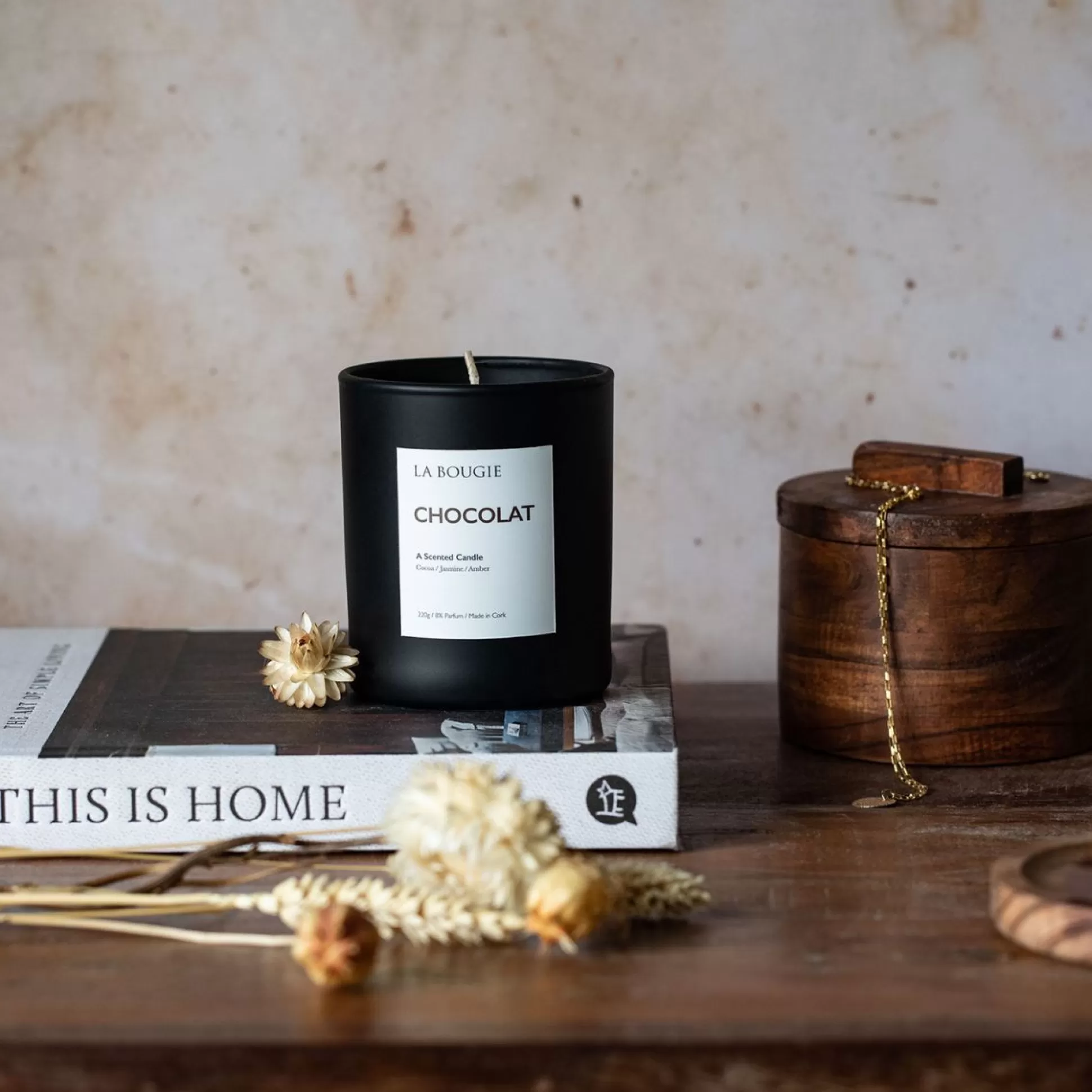 Scented Candles>Meadows and Byrne La Bougie Chocolat Candle