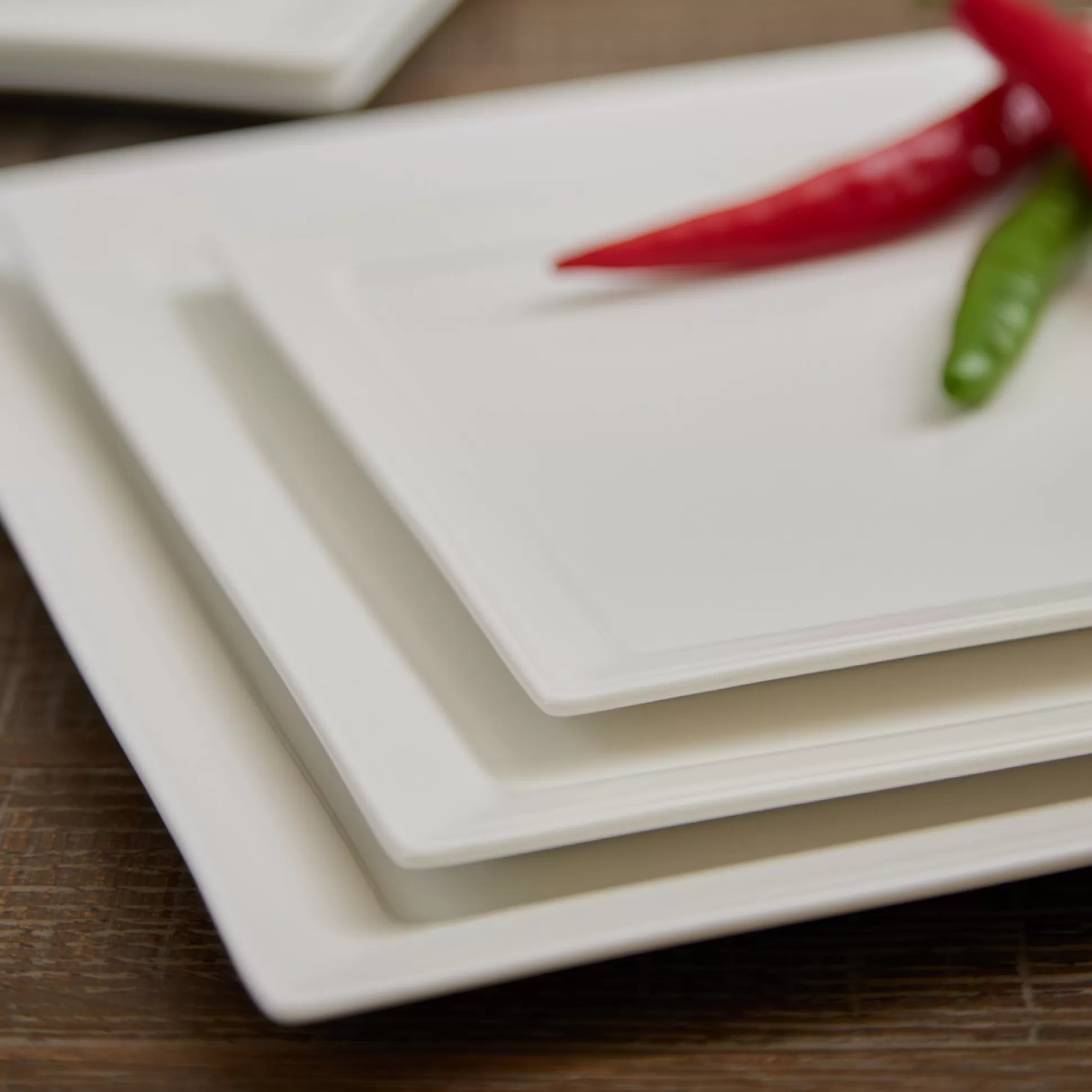 - Dinnerware Sets>Meadows and Byrne Lara Collection
