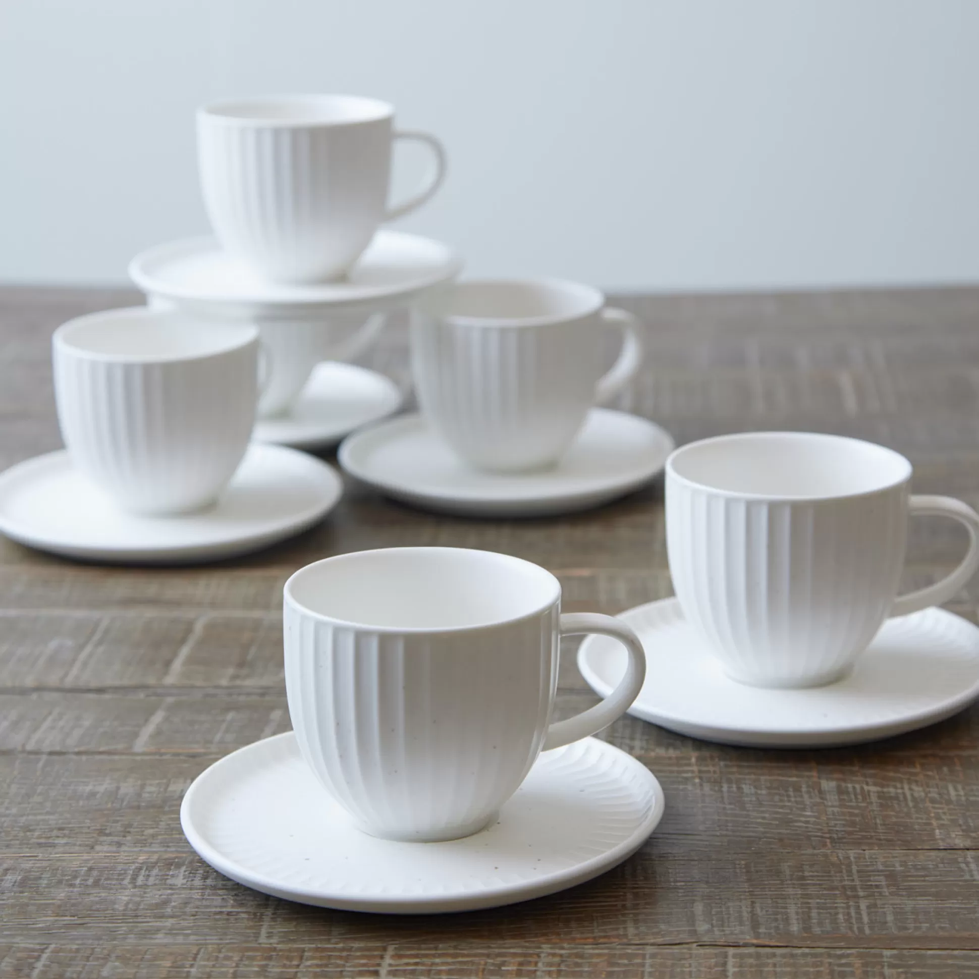 Mugs>Meadows and Byrne Leah Cup & Saucer - Set Of 6