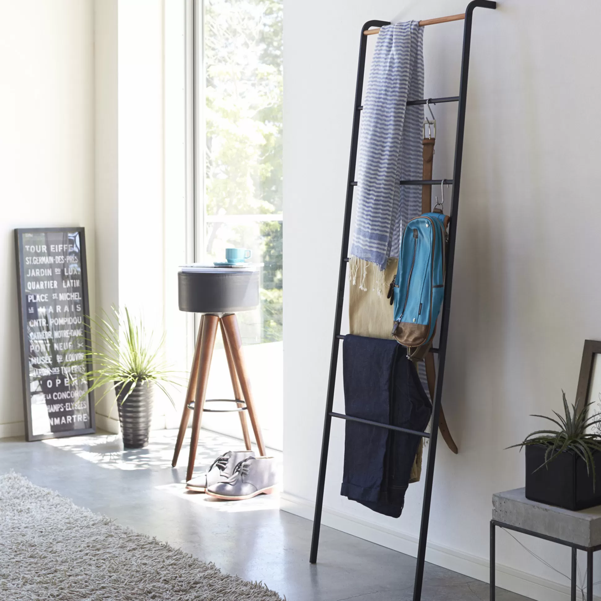 Shelving & Storage>Meadows and Byrne Leaning Ladder Hanger - Black