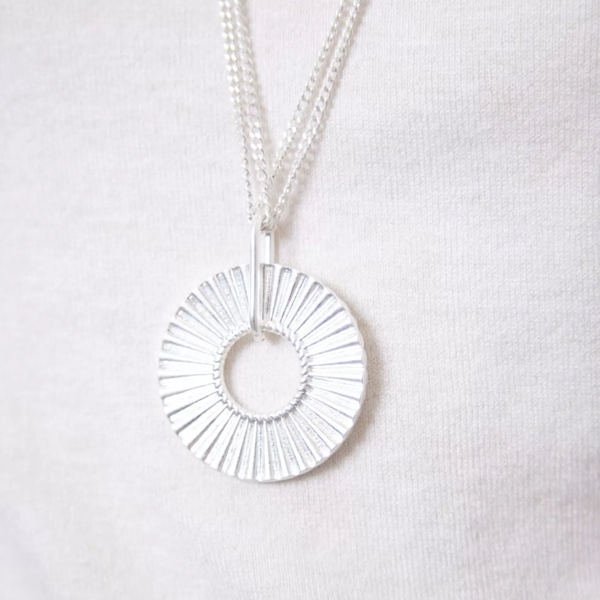 Jewellery>Meadows and Byrne Long Necklace With Ring Pendant Silver