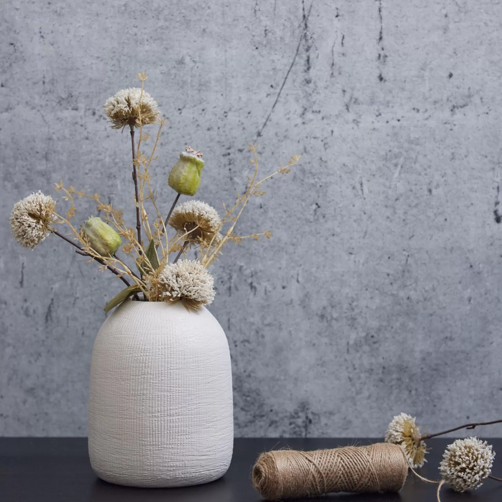 Decorative Vases>Meadows and Byrne Lori Vase In Hessian White