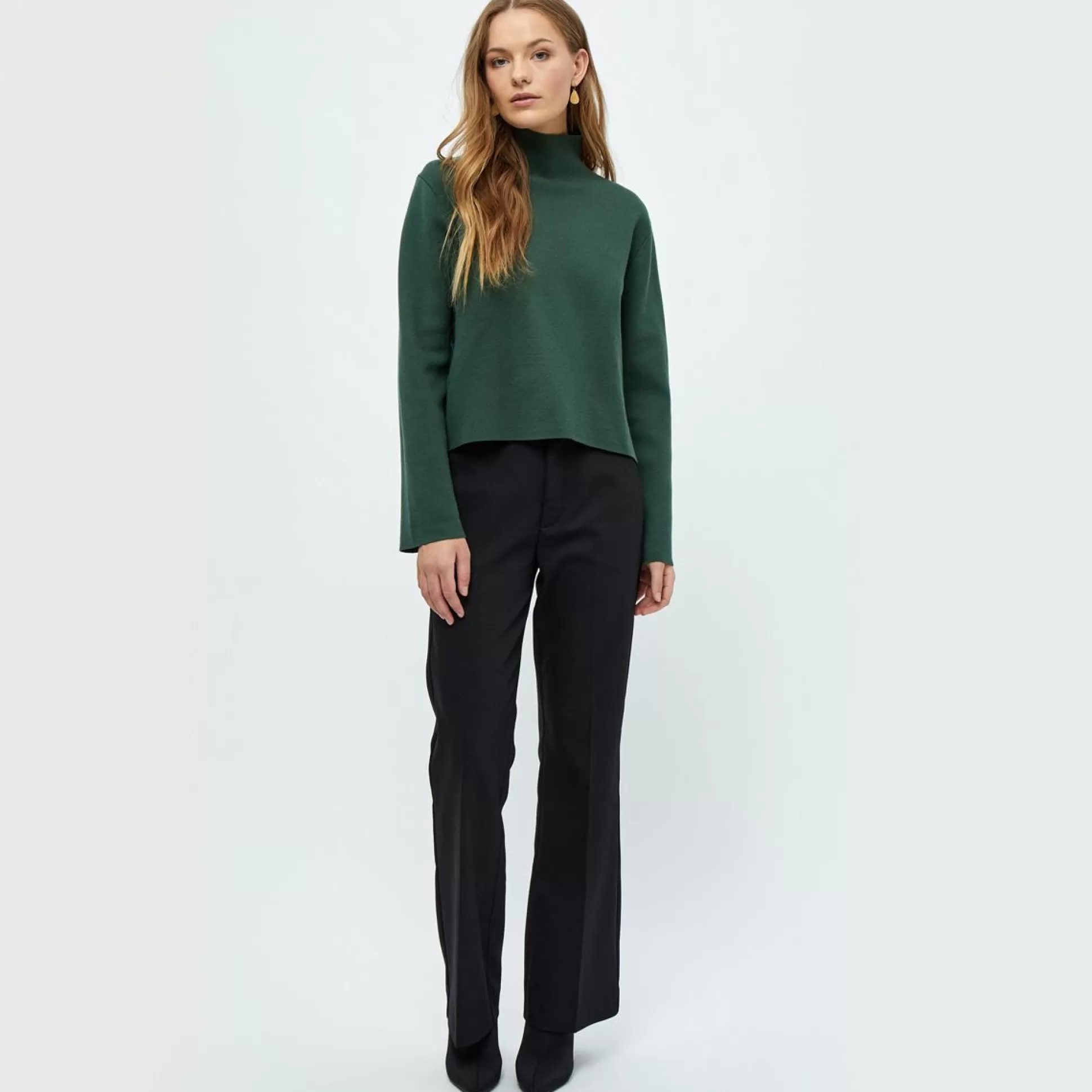 Jumpers & Cardigans>Meadows and Byrne Lupi High Knit Jumper Green