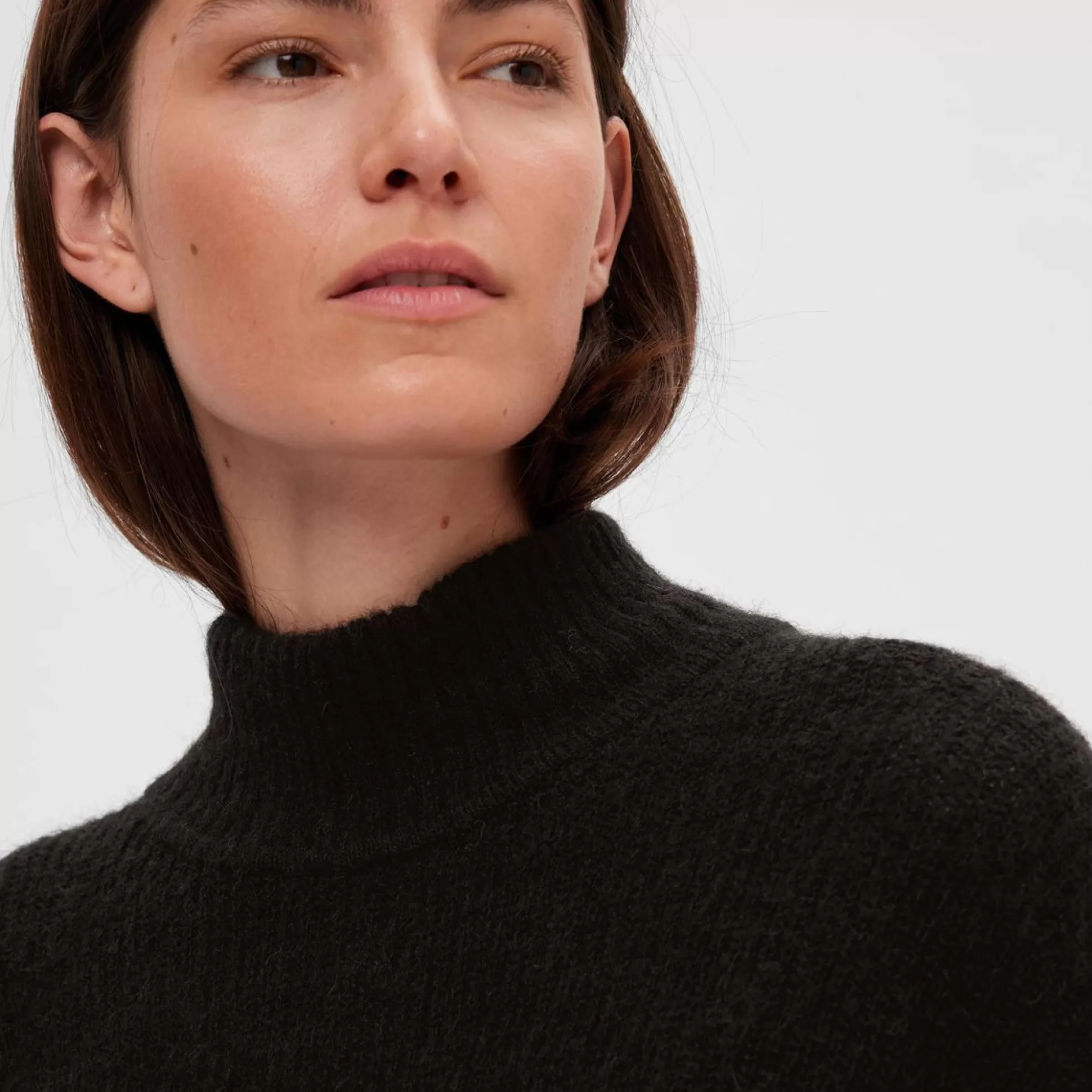 Dresses & Skirts>Meadows and Byrne Maline Turtleneck Knit Dress Black
