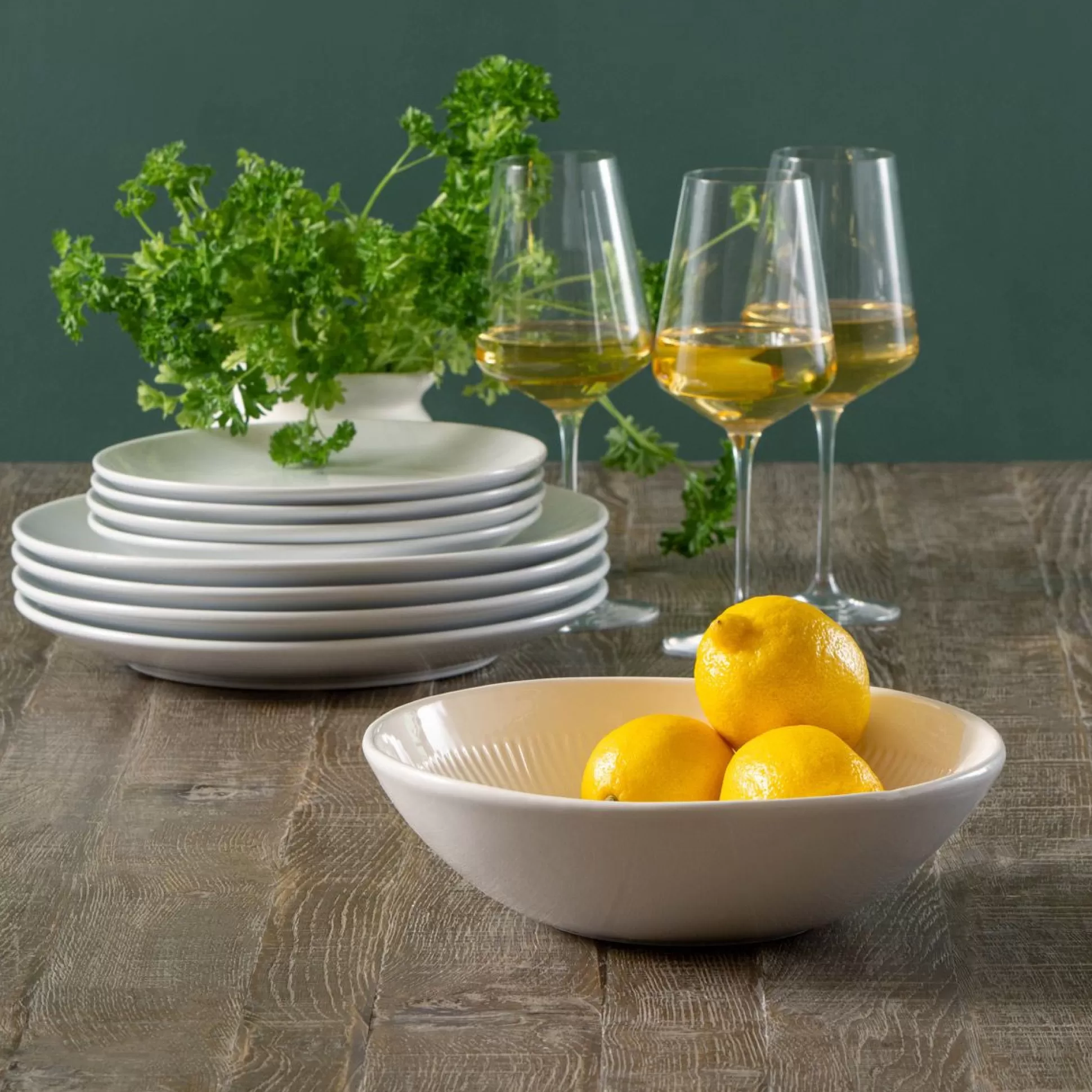 - Salad Bowls>Meadows and Byrne Mia 27Cm Salad Bowl