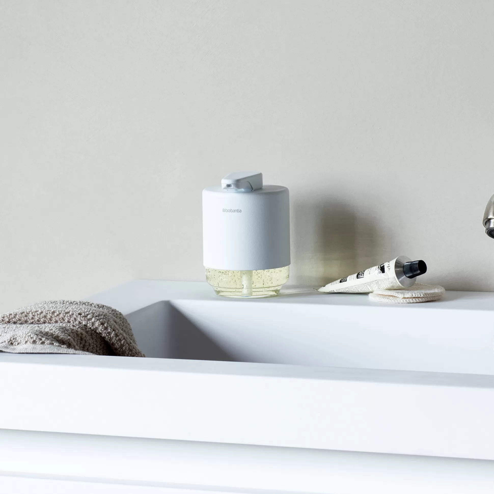 Bathroom Accessories>Meadows and Byrne Mindset Soap Dispenser - White