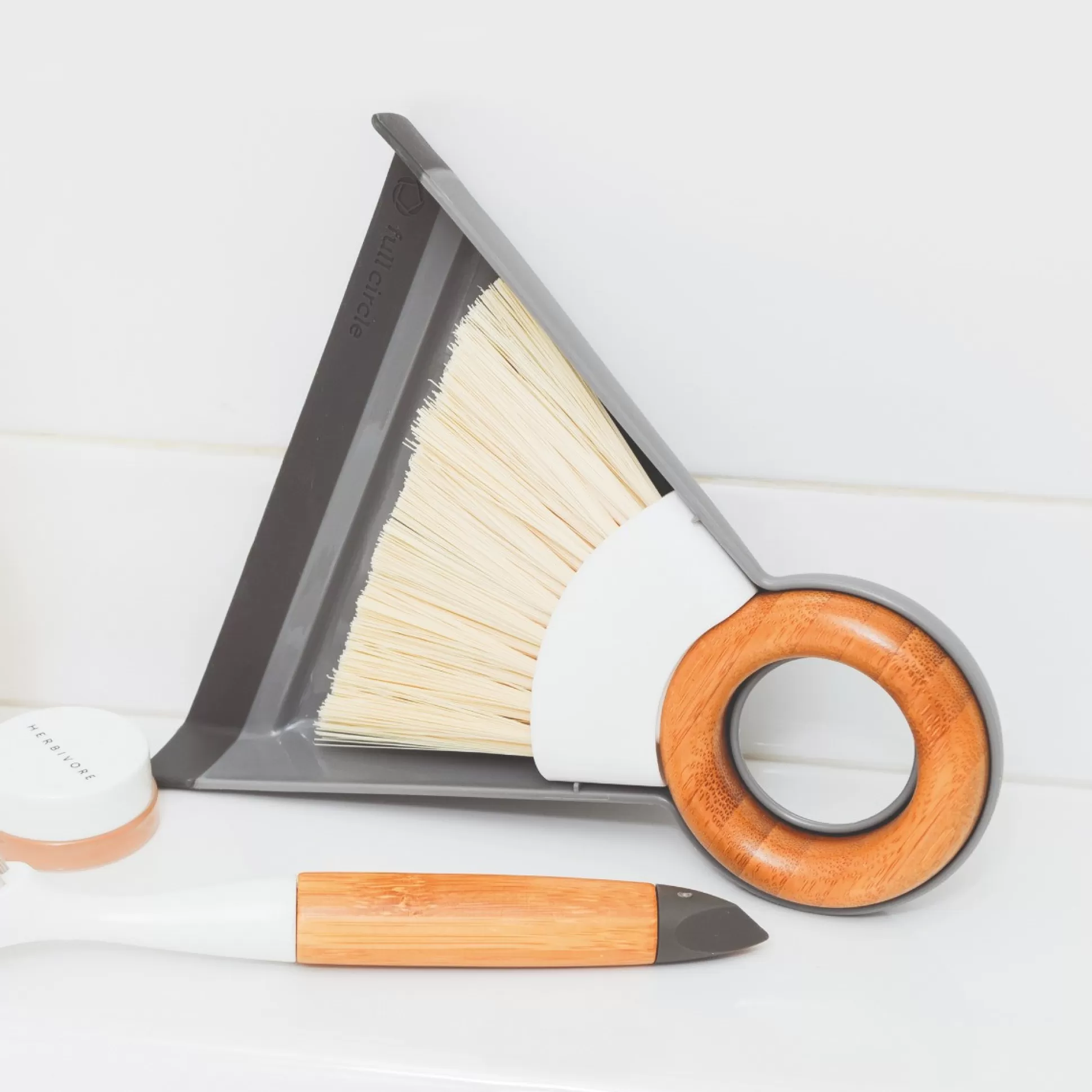 Decoration & Home Accessories>Meadows and Byrne Mini Bamboo Brush & Dustpan Set