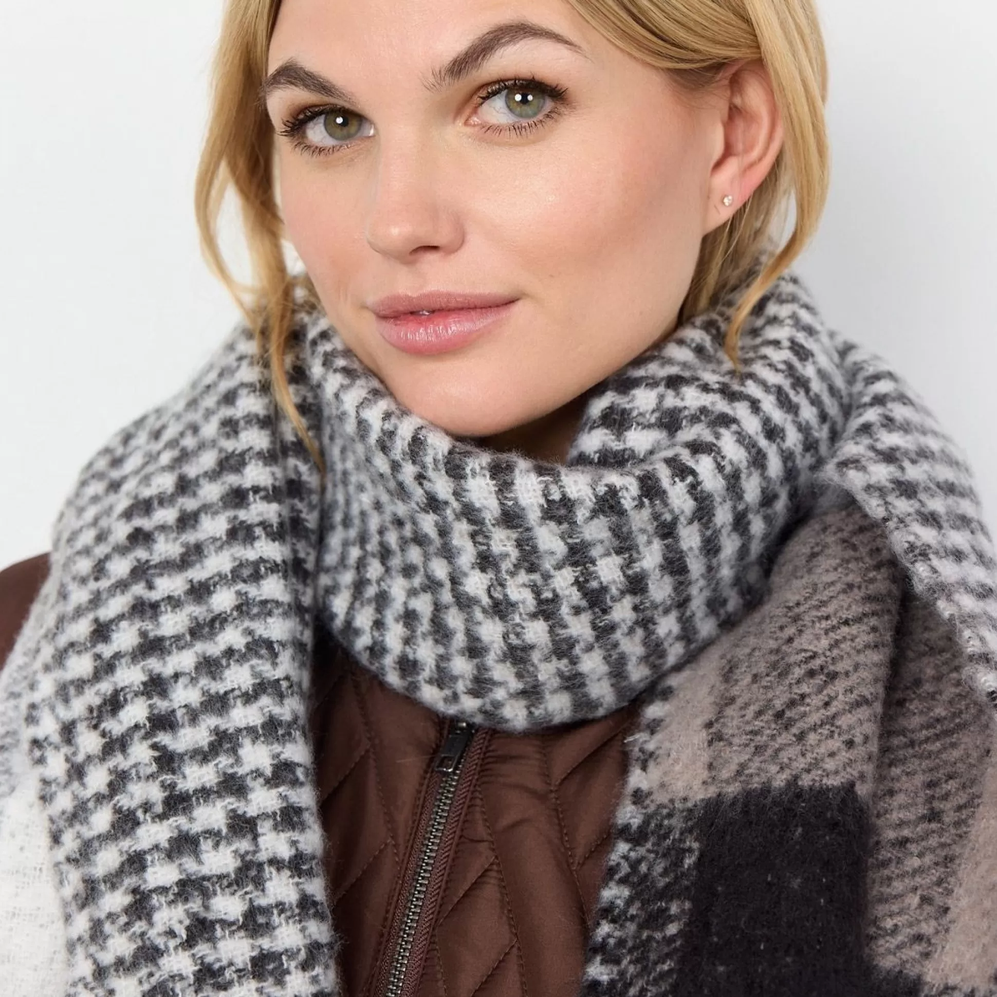 Hats, Scarves, Gloves>Meadows and Byrne Mitta Check Print Scarf Black Mix