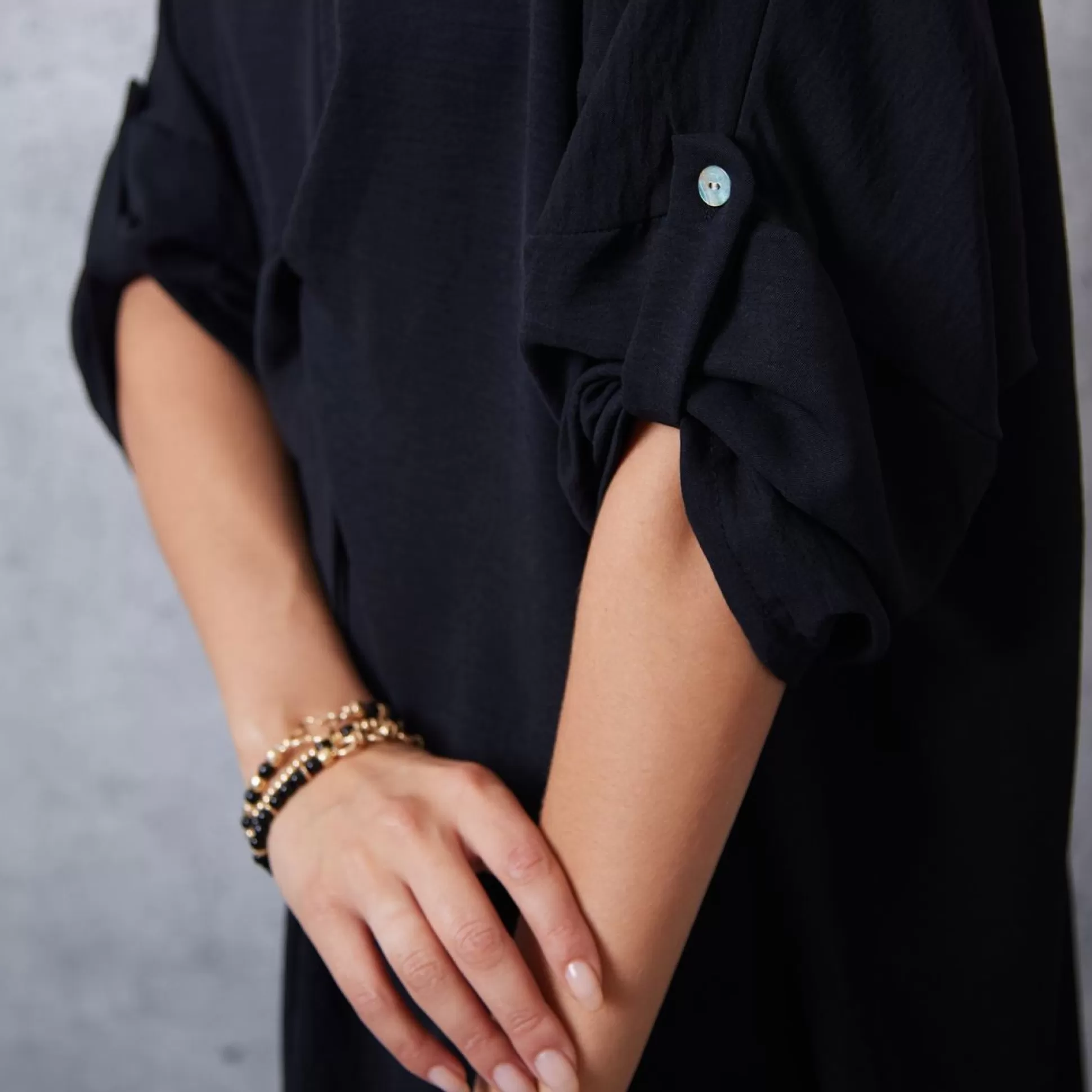Jewellery>Meadows and Byrne Multilayer Fleur Bead Bracelet Gold/Black