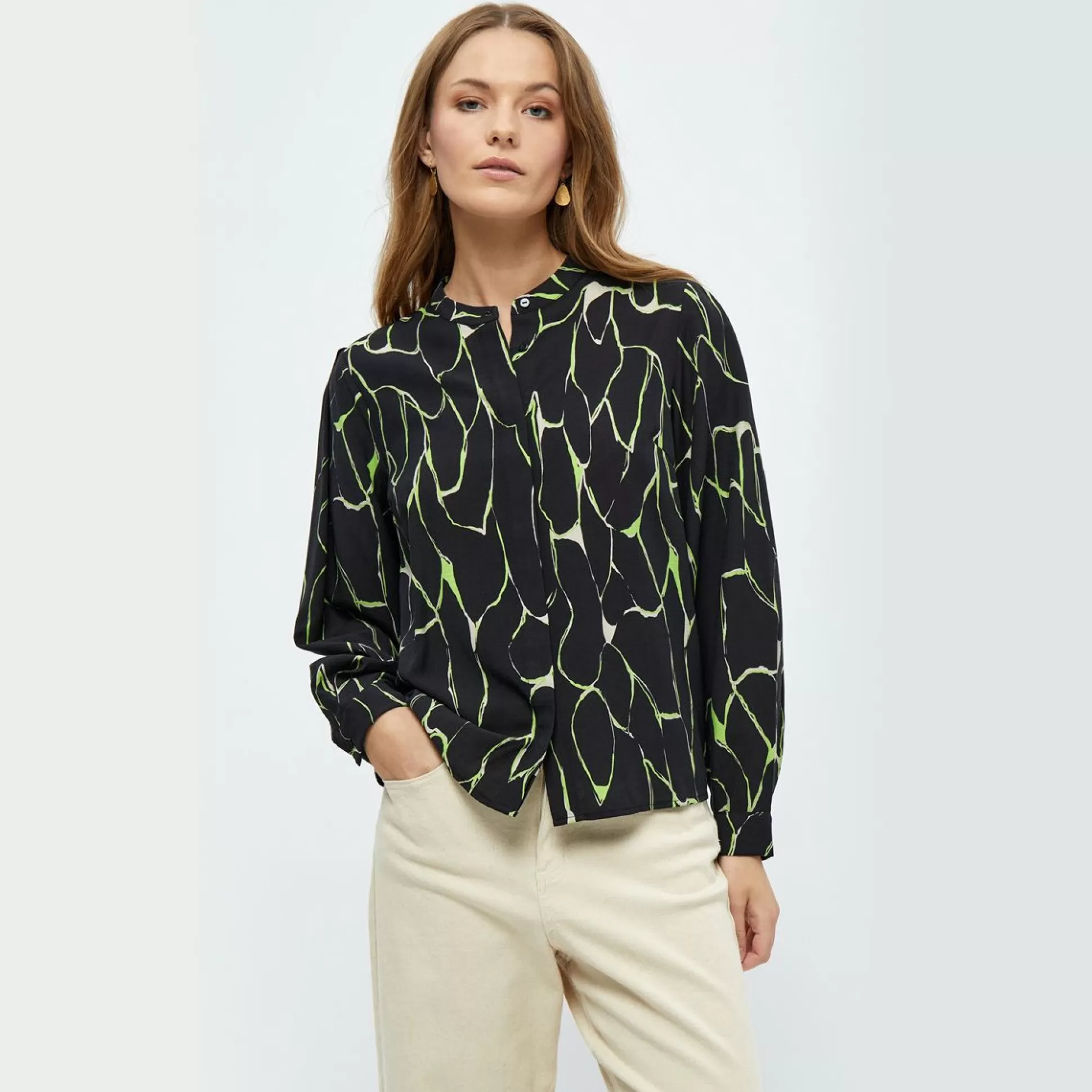 Shirts & Blouses>Meadows and Byrne Parker Print Shirt Black Print