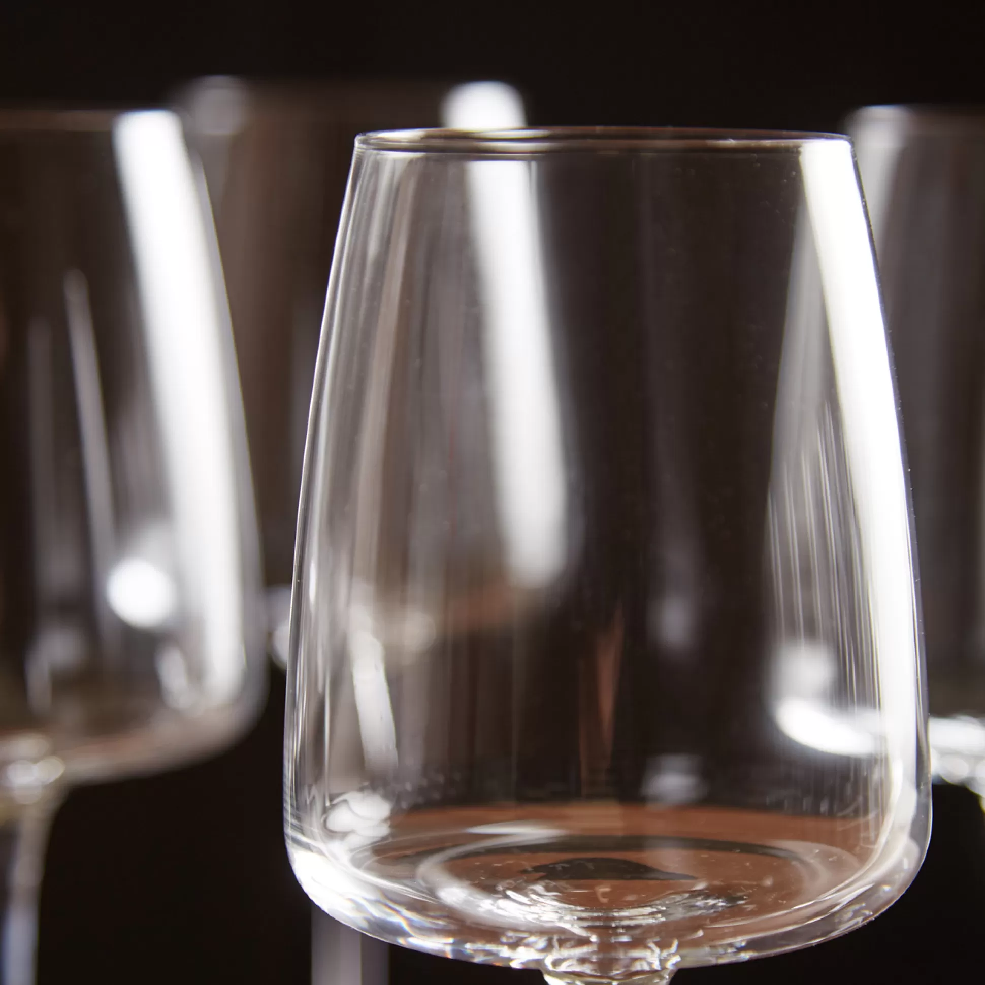 Glassware&Wine Glasses>Meadows and Byrne Planeo Red Wine Glasses - Set Of 4
