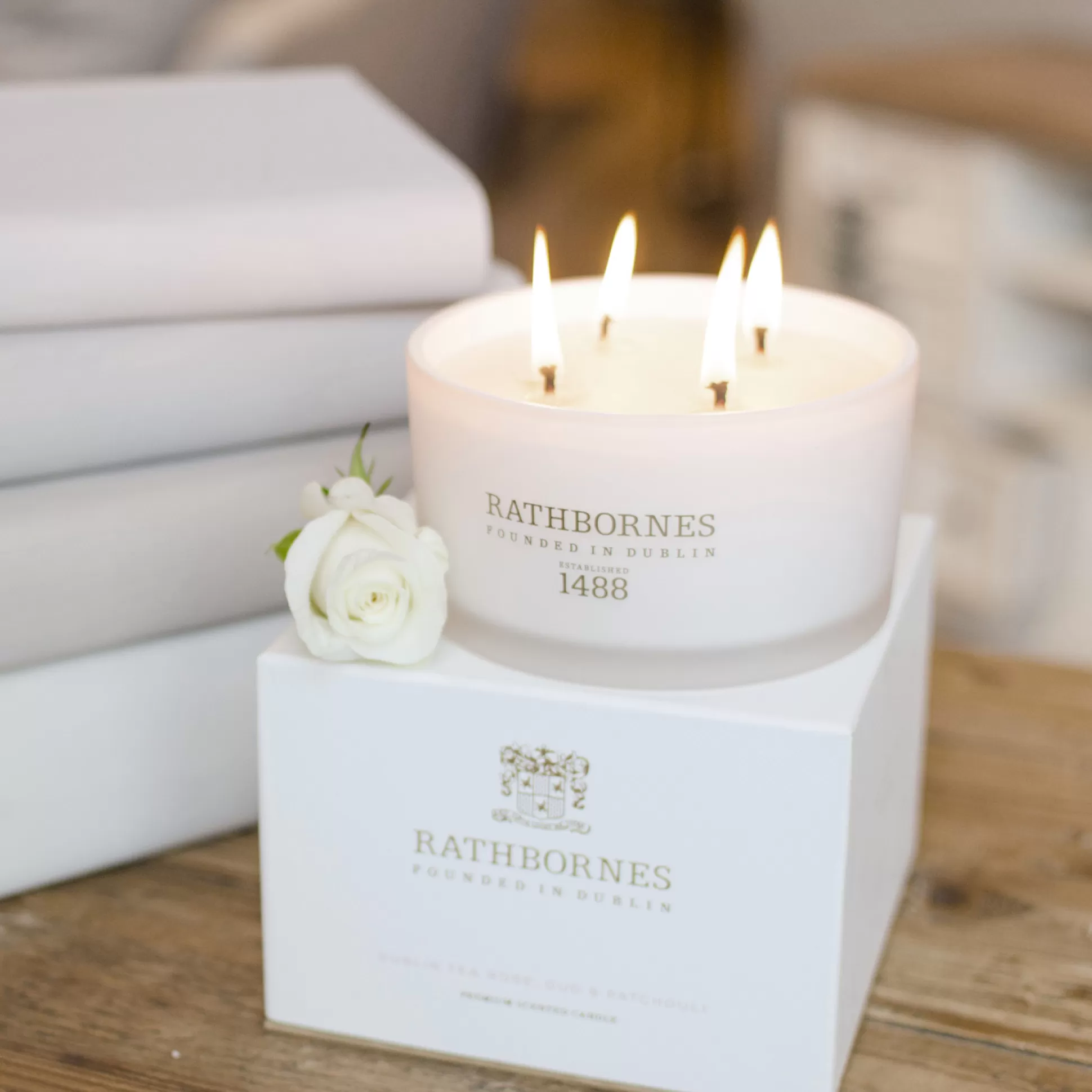 Scented Candles>Meadows and Byrne Rathbornes Dublin Tea Rose Oud & Patchouli Luxury Candle