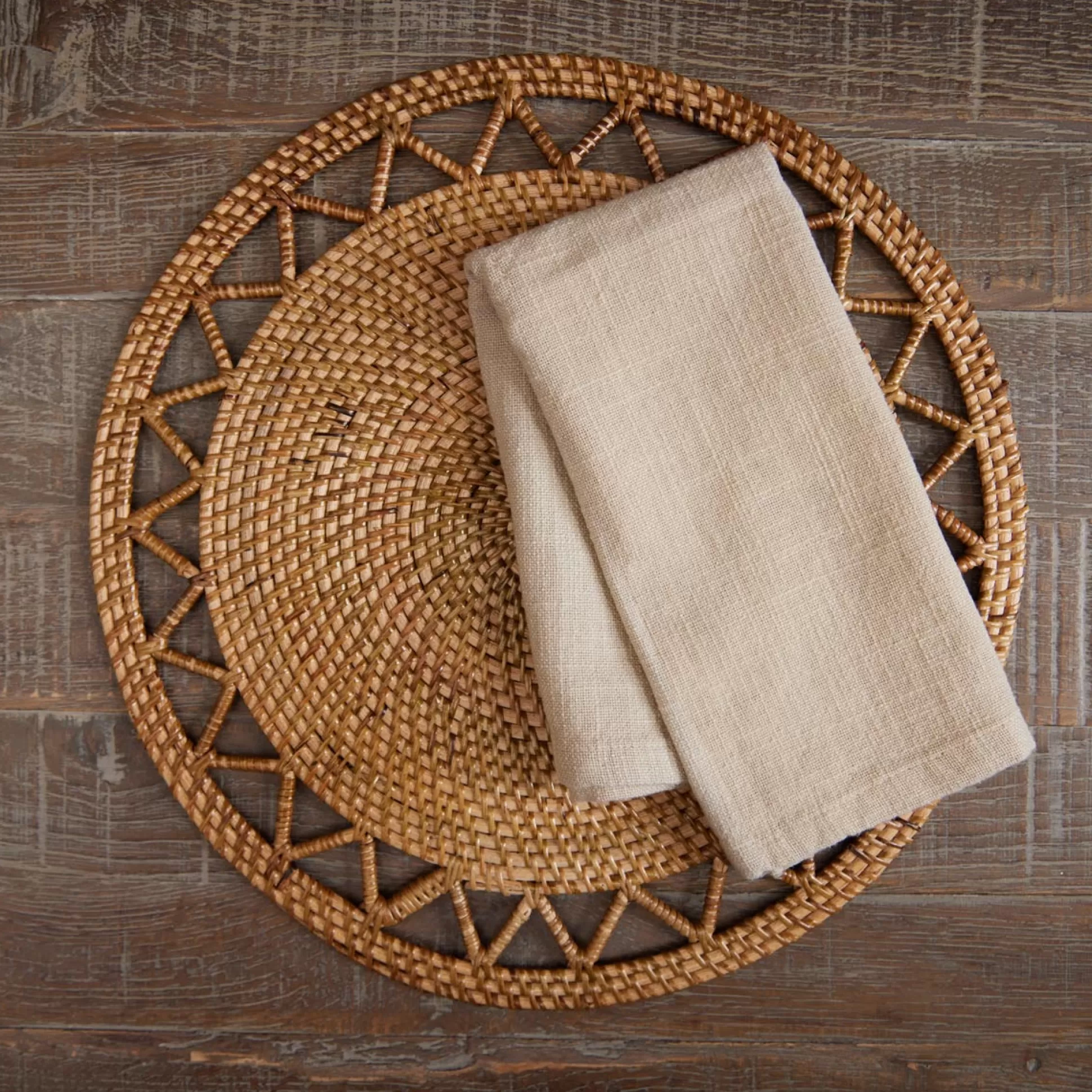 Table Linen>Meadows and Byrne Round Rattan Placemat