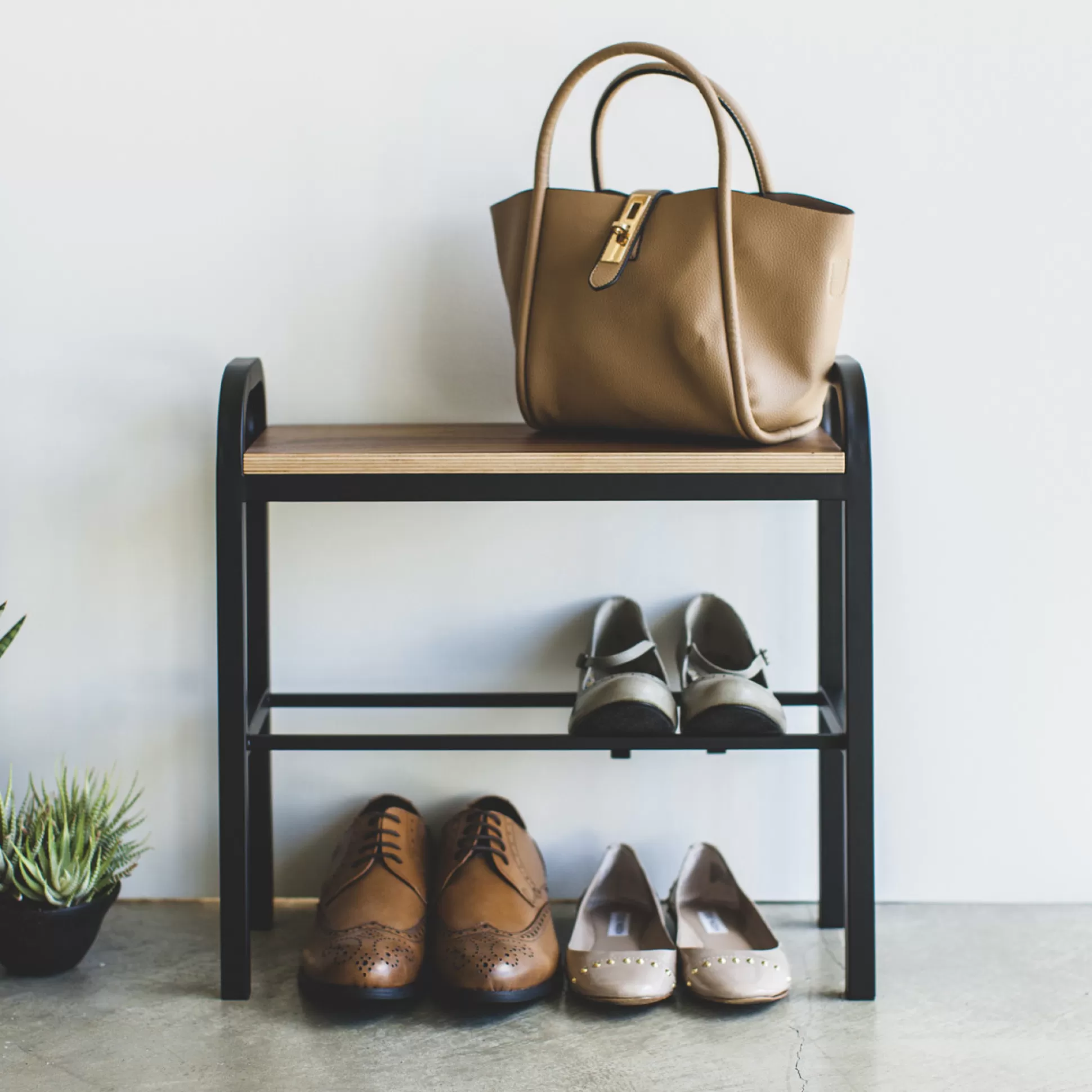 Shelving & Storage>Meadows and Byrne Shoe Rack With Wooden Board