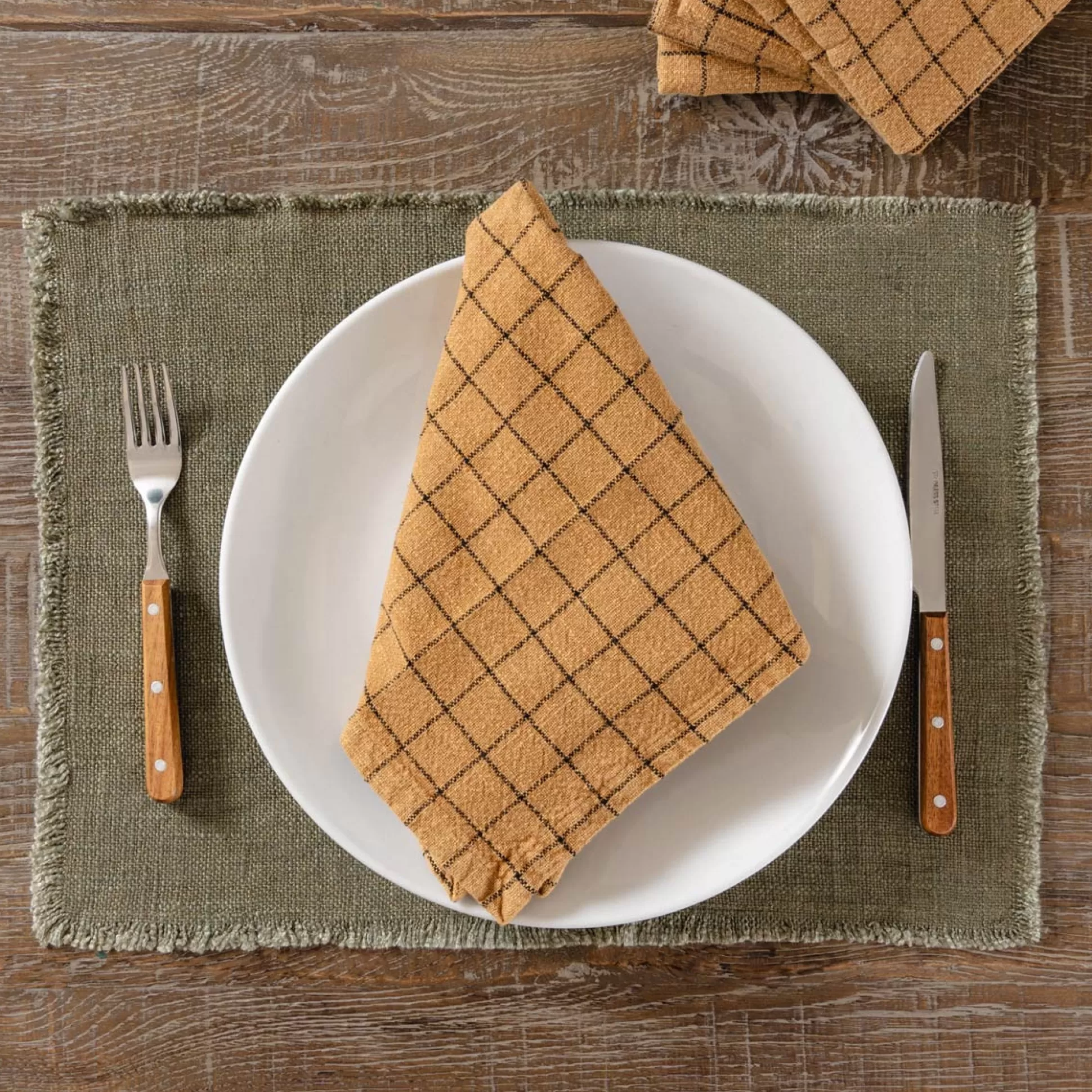 Table Linen>Meadows and Byrne Slub Ochre Napkin Set Of 6