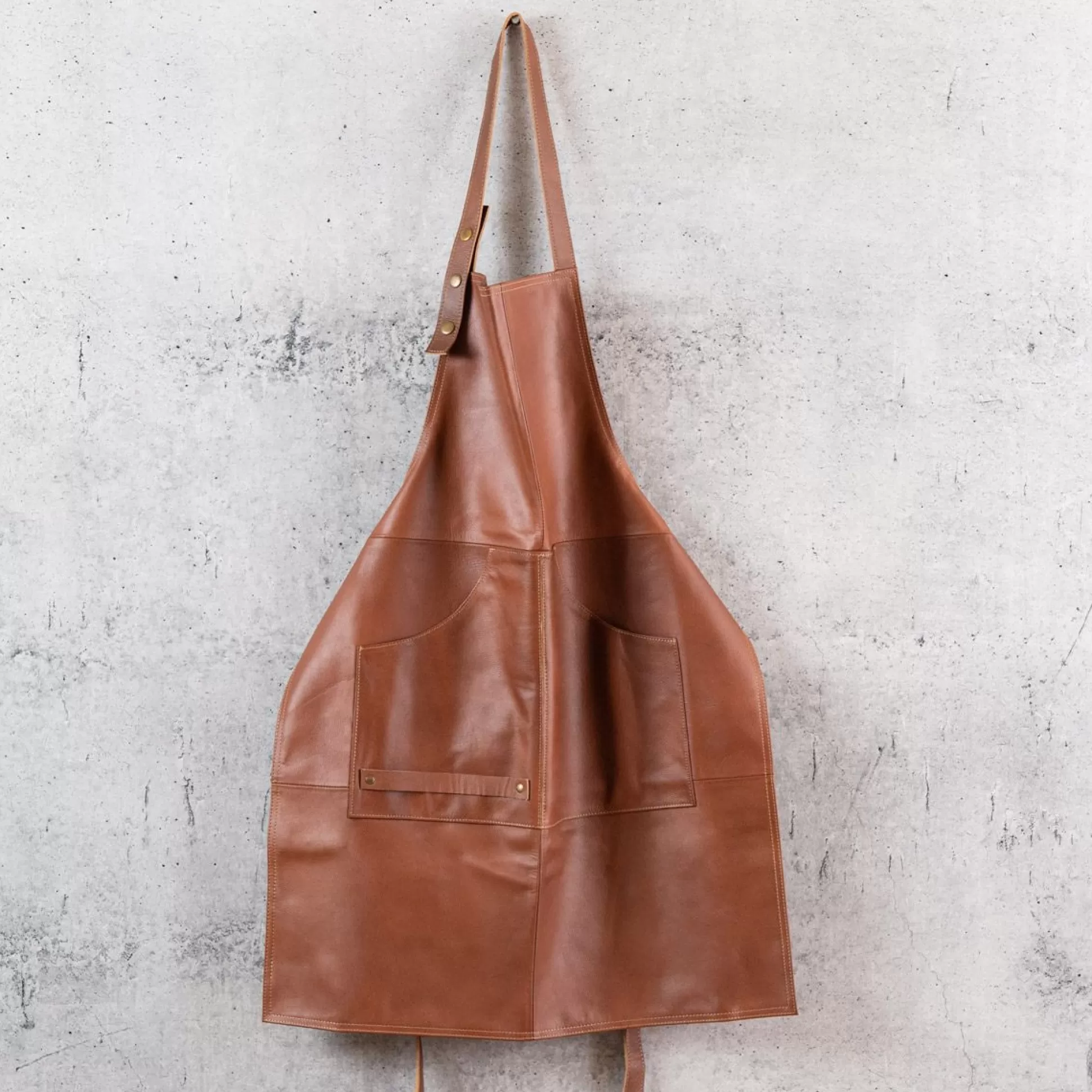 Kitchen Utensils & Accessories>Meadows and Byrne Tan Leather Apron
