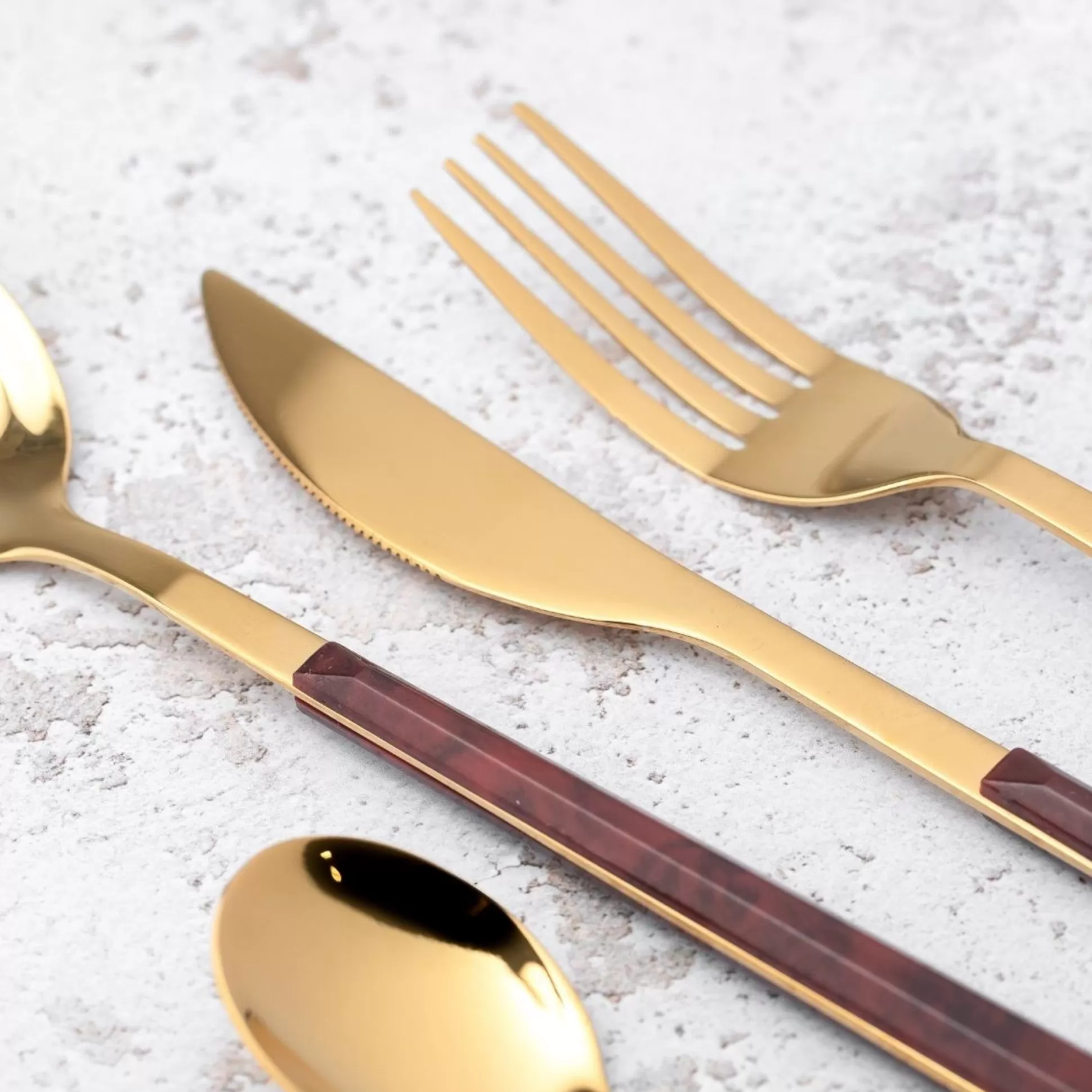 - Cutlery Sets>Meadows and Byrne Tortoise Shell Gold Cutlery- 16 Piece Set