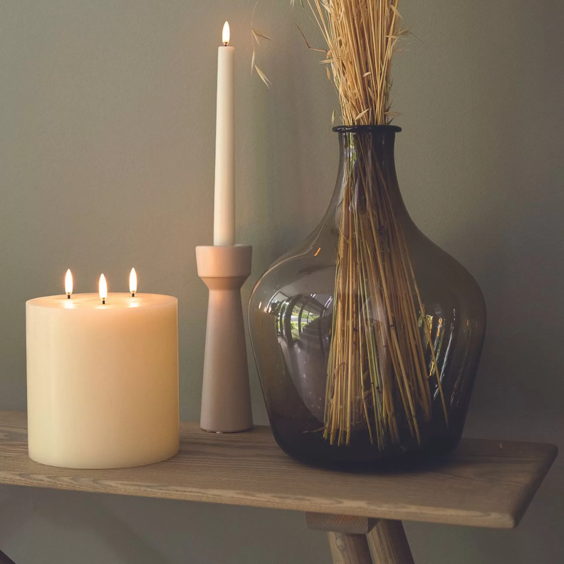 Candles & Diffusers>Meadows and Byrne Triple Led Candle White 15X15Cm