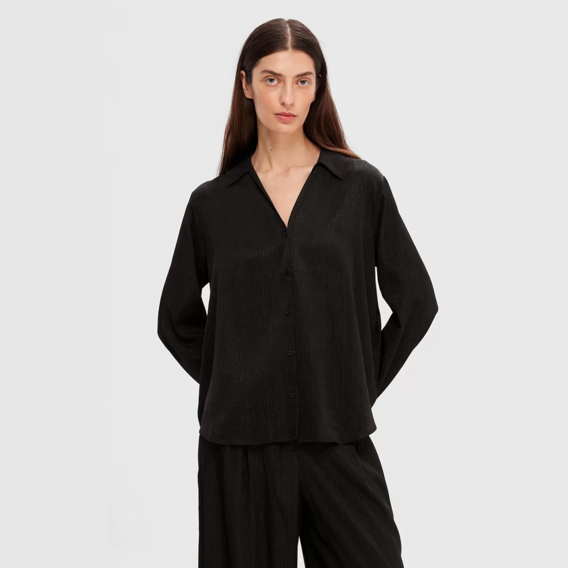 Shirts & Blouses>Meadows and Byrne Tyra Shirt - Black