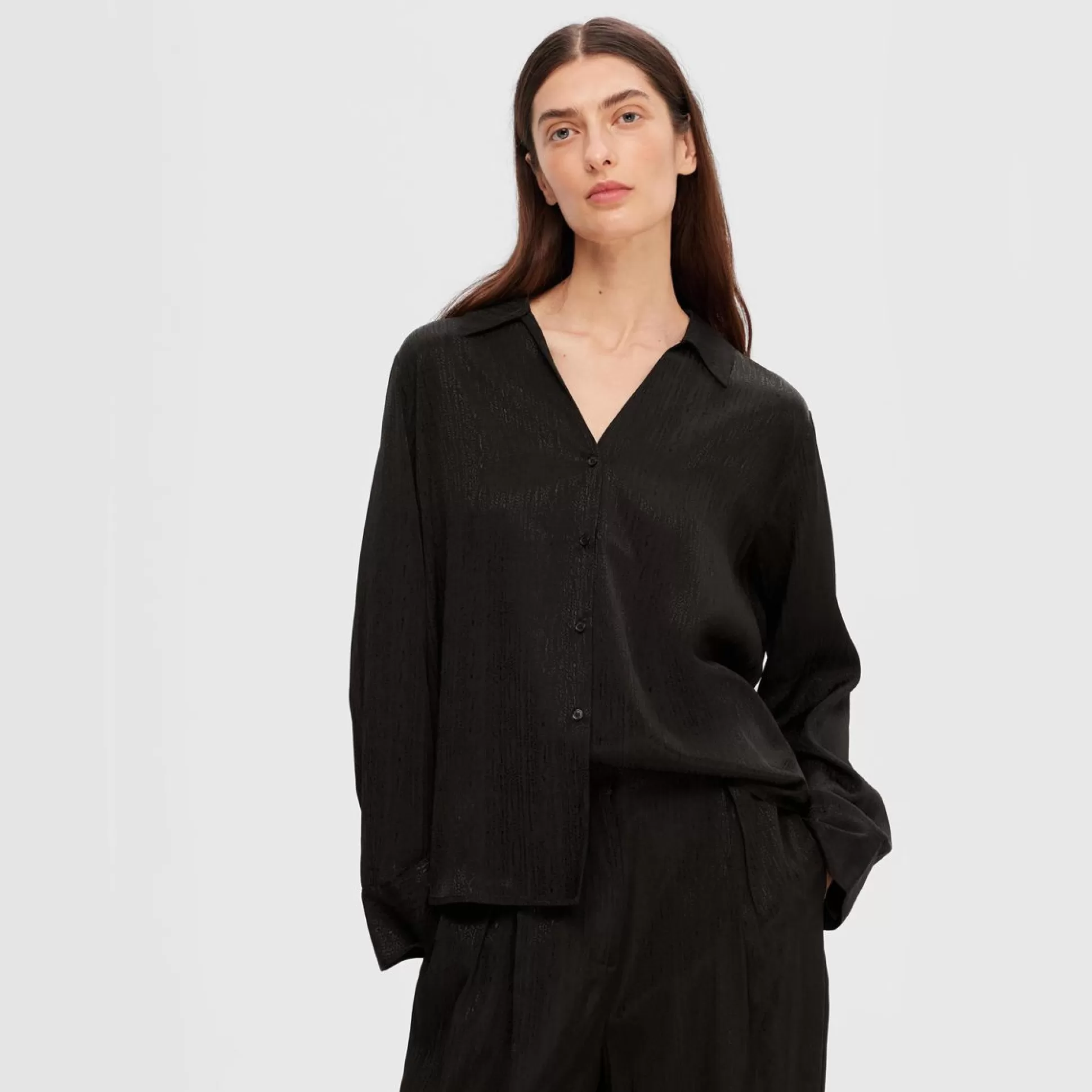 Shirts & Blouses>Meadows and Byrne Tyra Shirt - Black