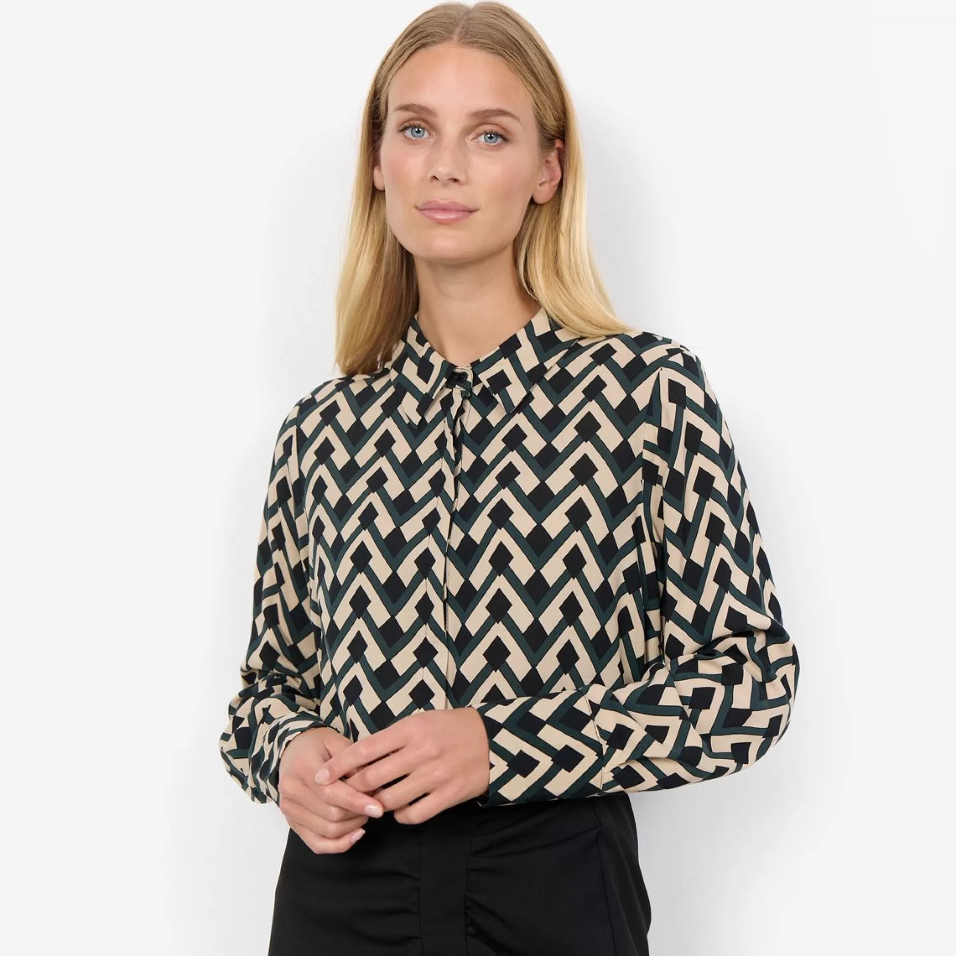 Shirts & Blouses>Meadows and Byrne Veronika Geo Print Shirt Green Print